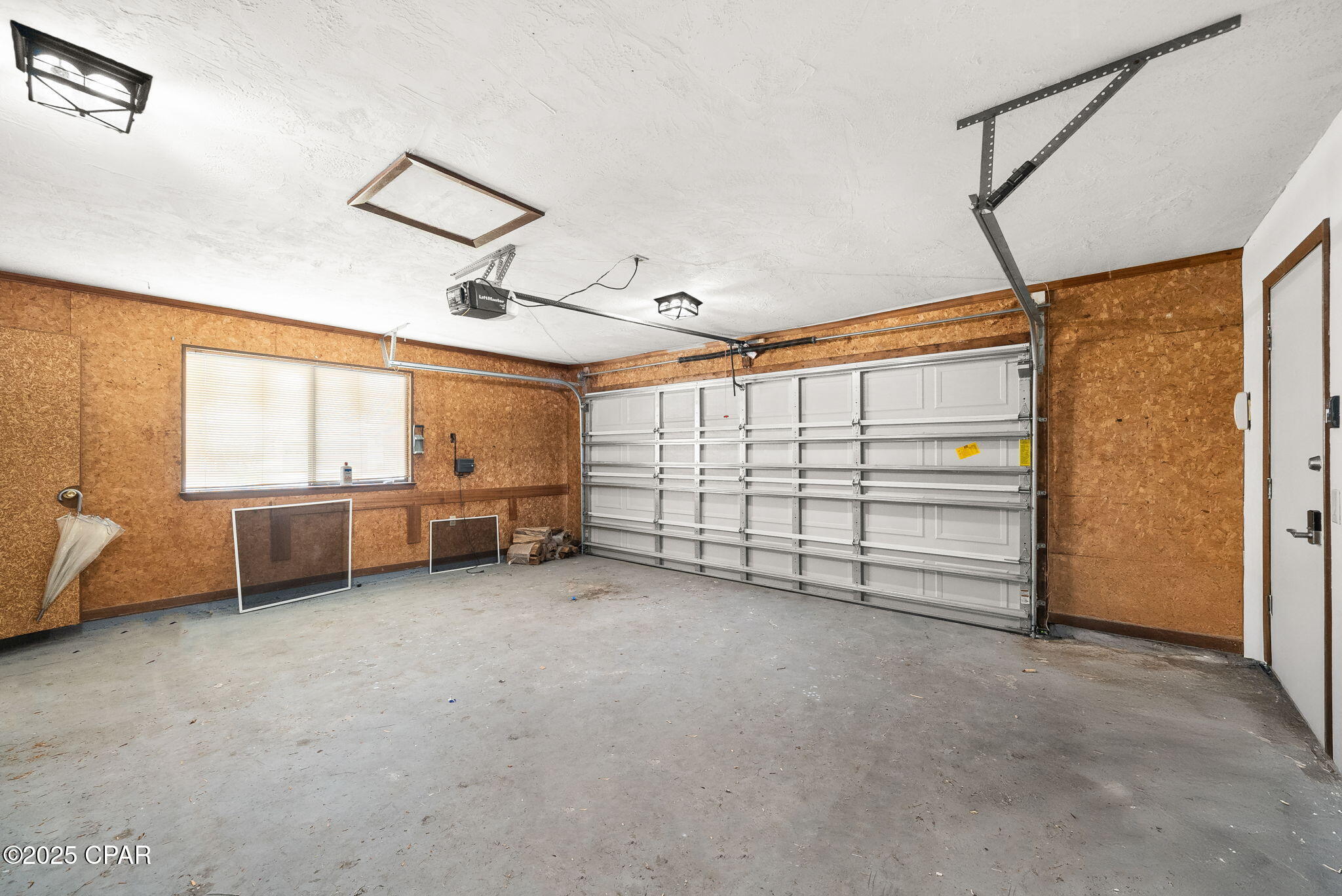 Image 32 For 1606 Wahoo Lane