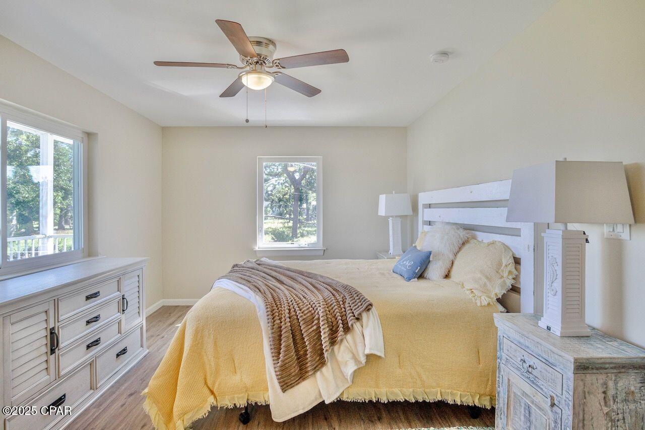 Listing photo id 14 for 240 Harmon Avenue