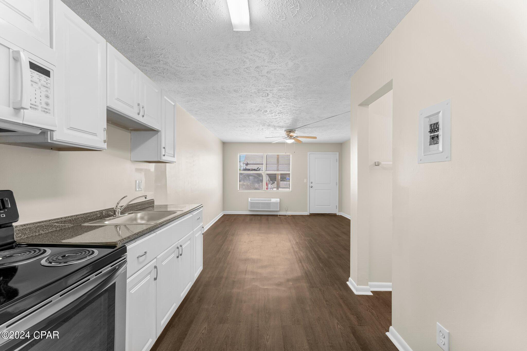 Image 12 For 644 Caladium Circle