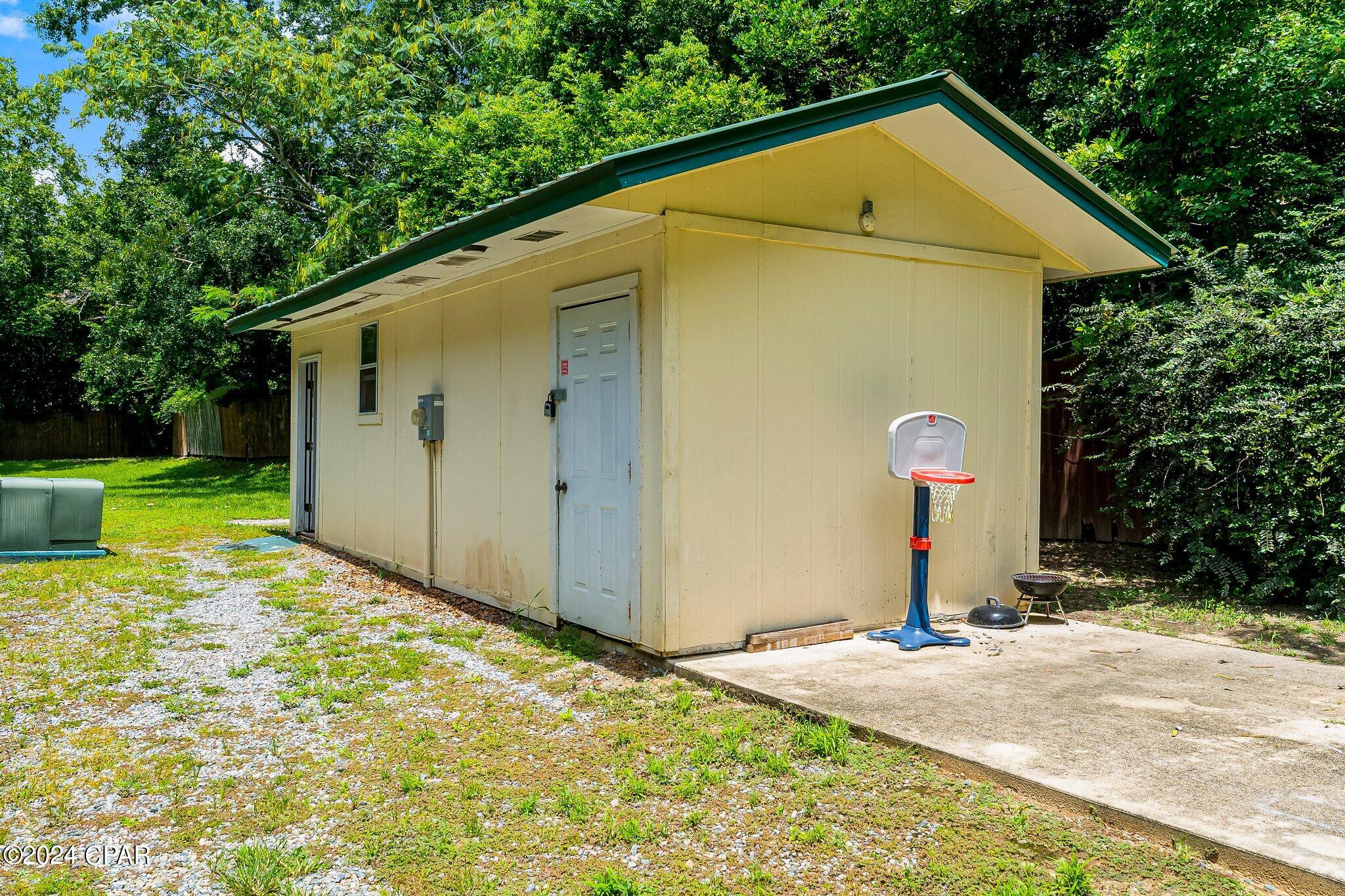 Image 12 For 872 Deer Wood Lane