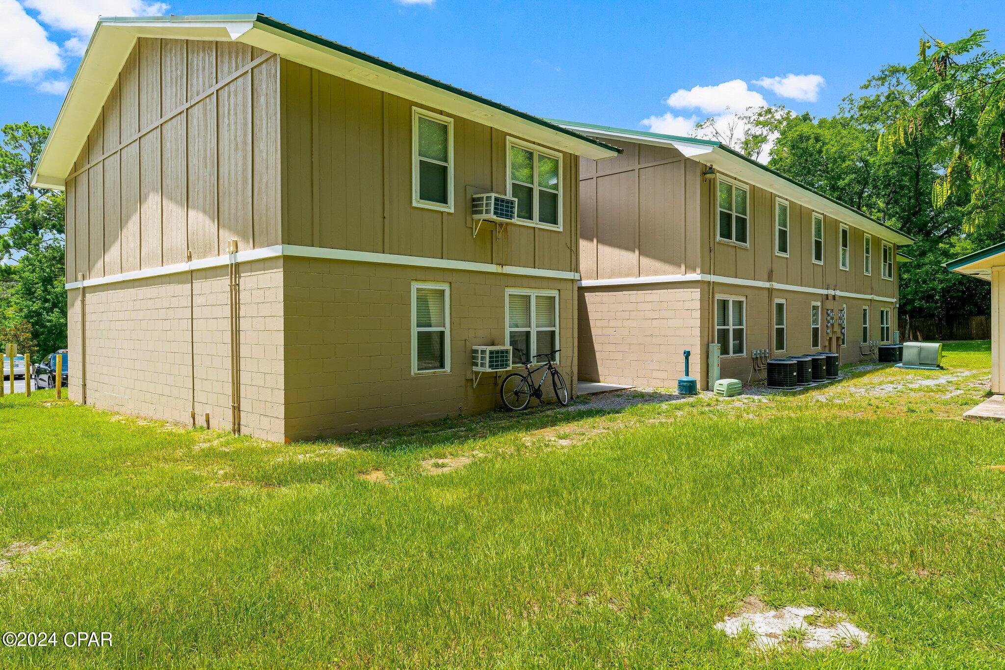 Image 3 For 872 Deer Wood Lane