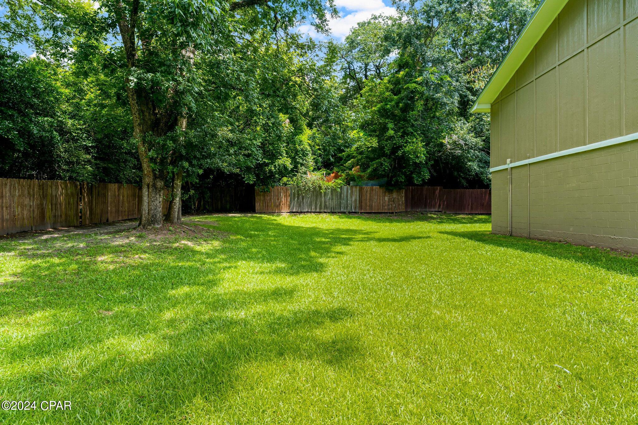 Image 9 For 872 Deer Wood Lane