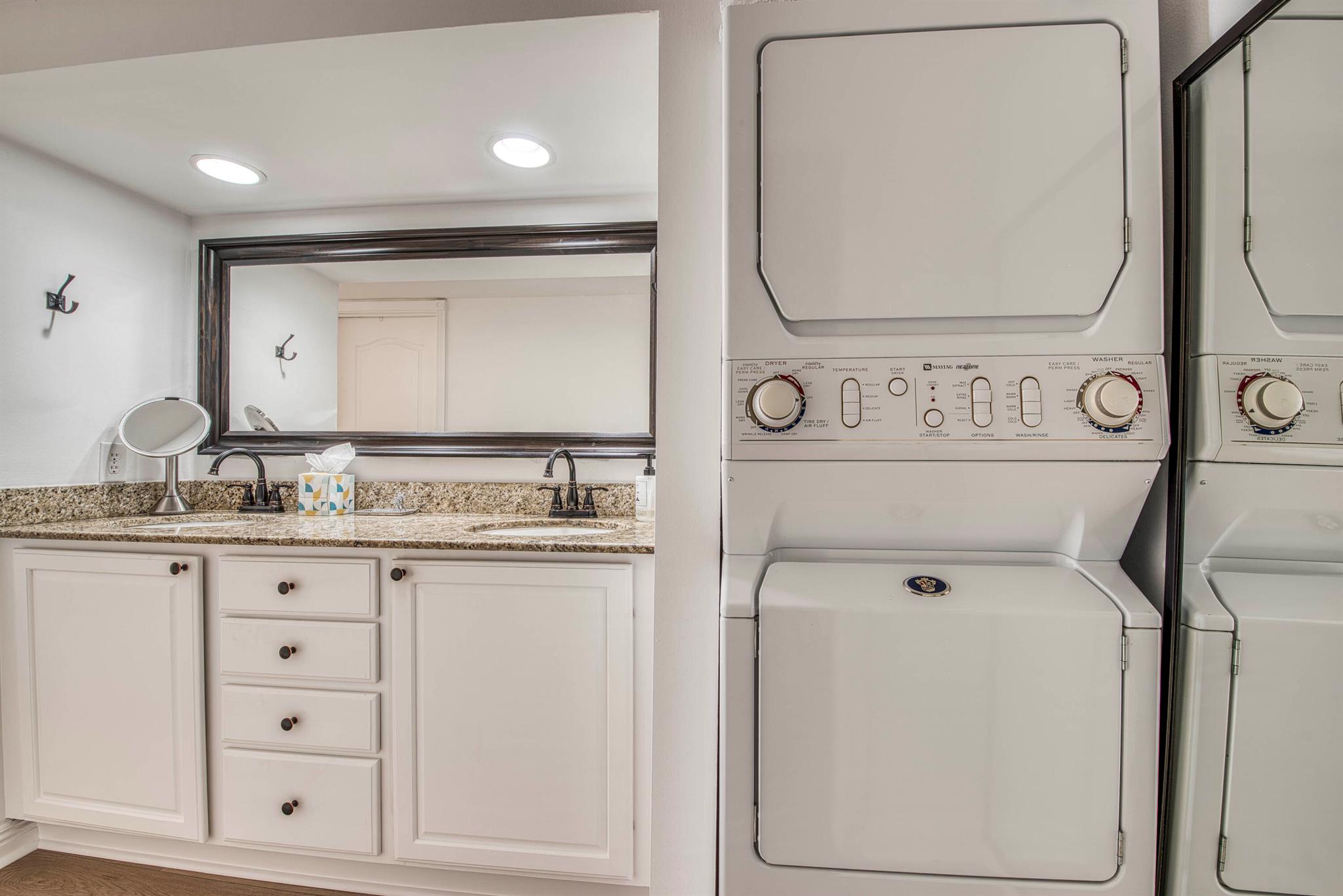 Photo 10 of home located at 120 Lakeshore Drive T36, North Palm Beach FL