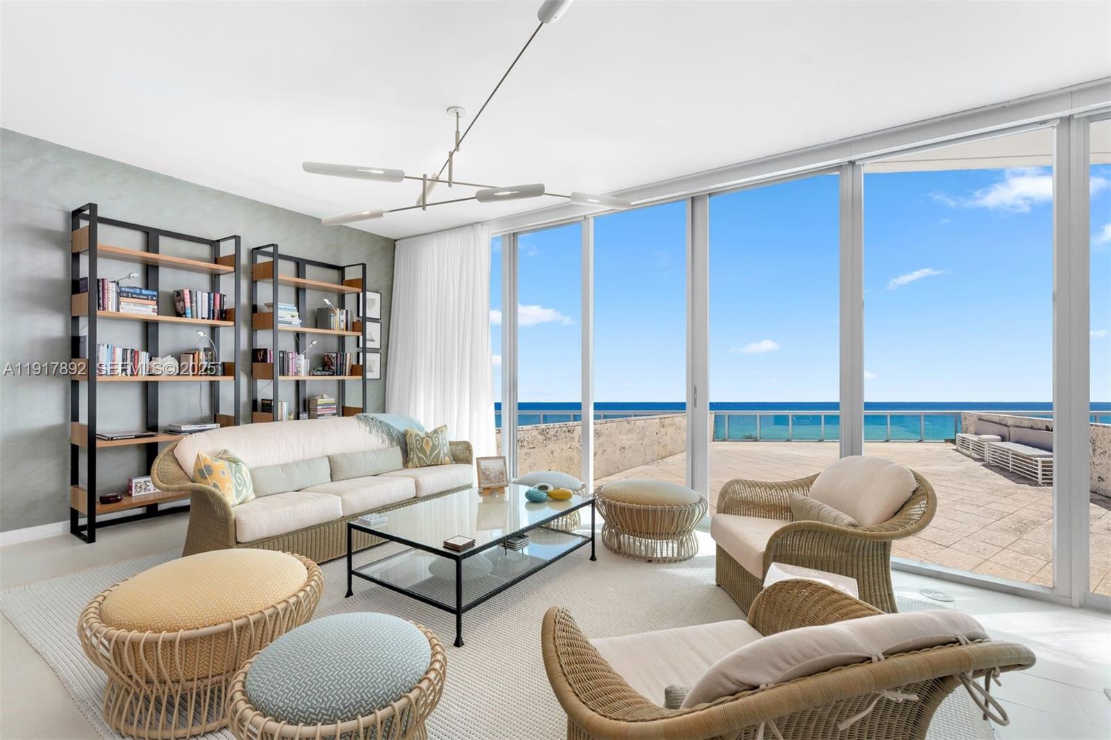 Condo for Sale in Miami Beach, FL