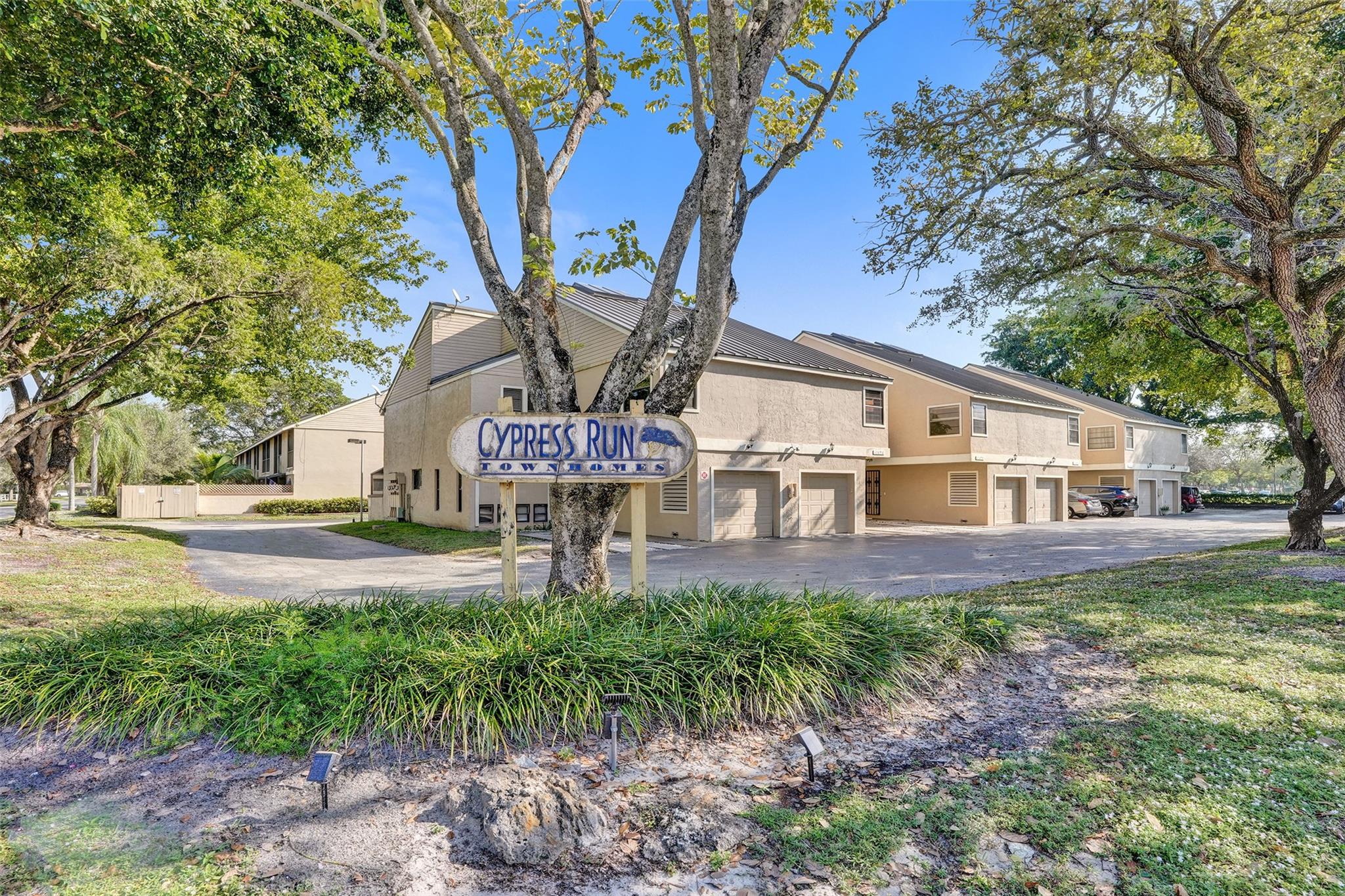 Homes for sale in Coral Springs, FL | 11694 Nw 20th Dr #11694, Coral Springs, FL 33071 | MLS# F10539553