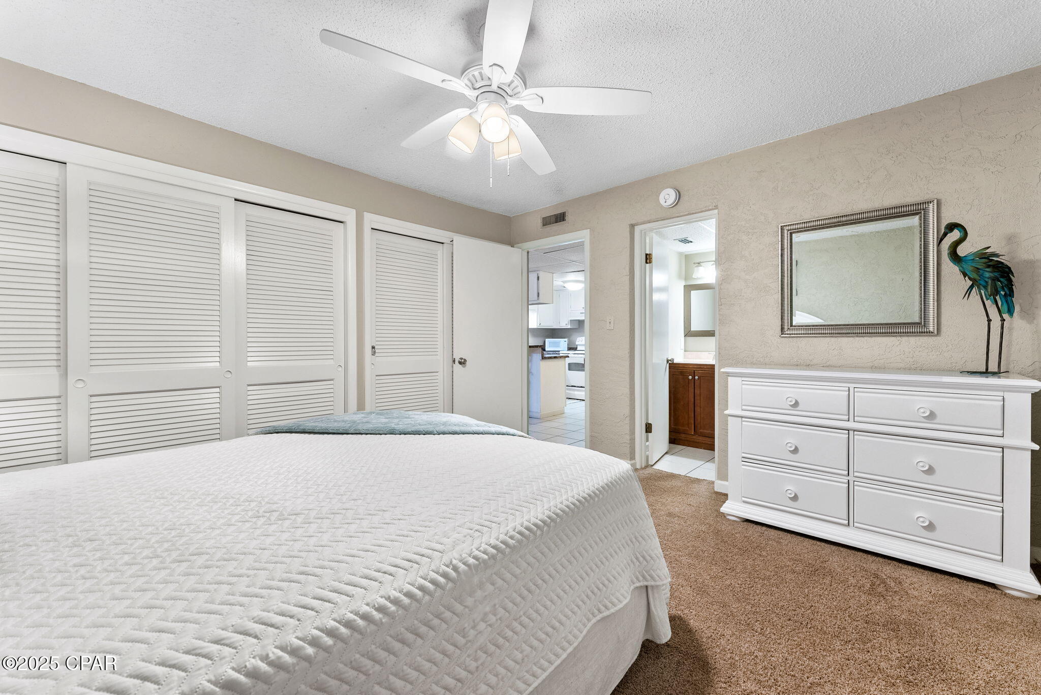 Image 12 For 8727 Thomas Drive C40