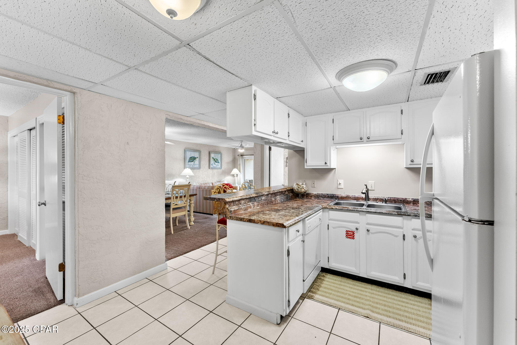 Image 13 For 8727 Thomas Drive C40