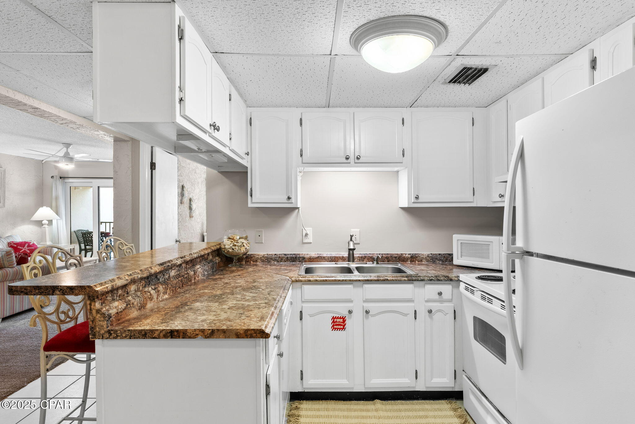 Image 14 For 8727 Thomas Drive C40