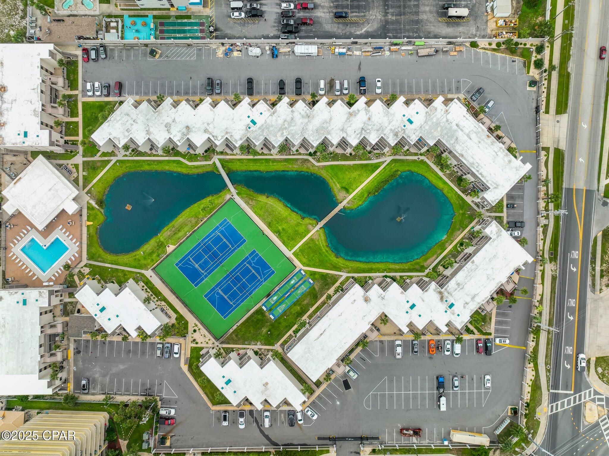 Image 24 For 8727 Thomas Drive C40