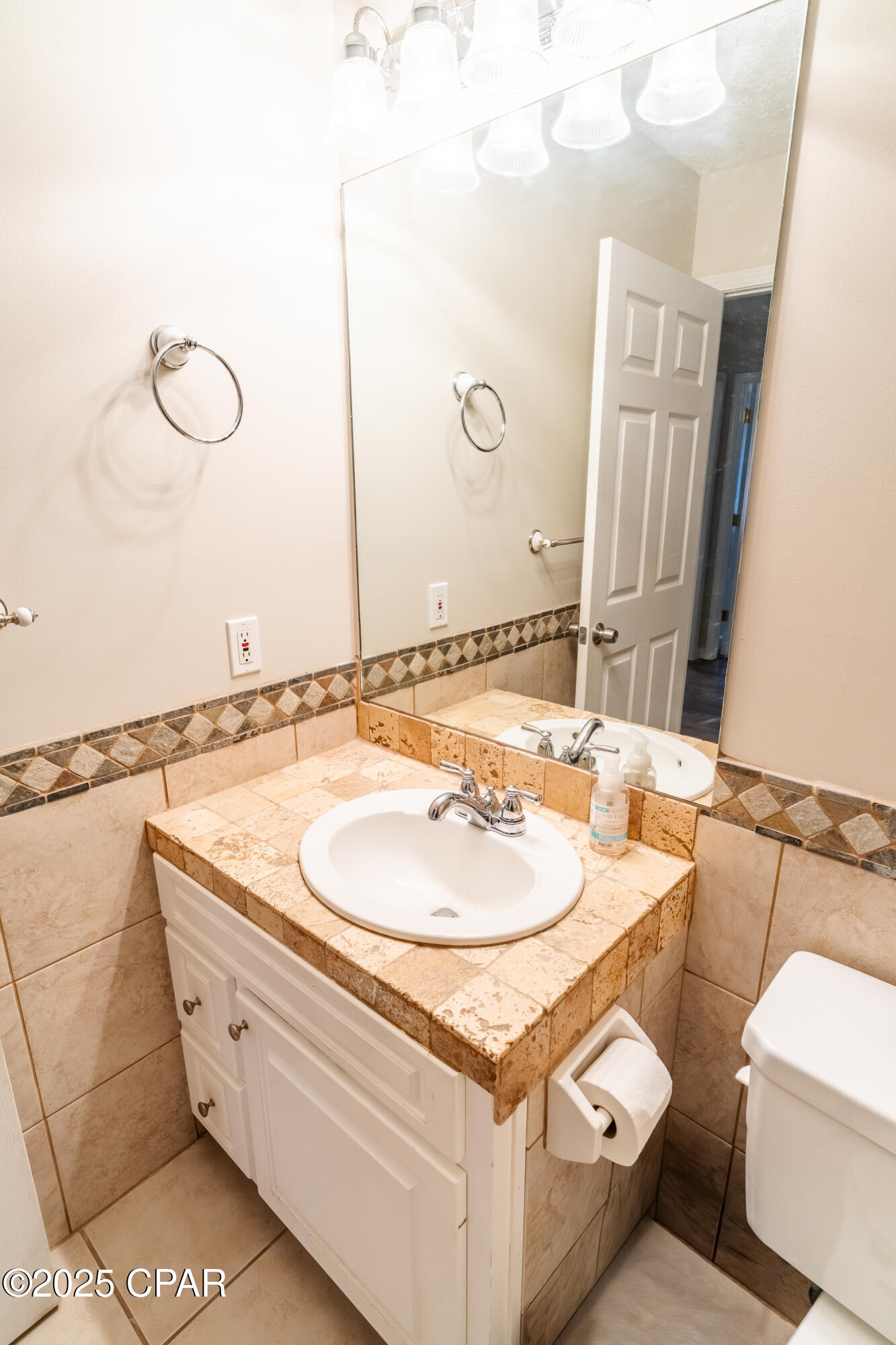 Image 16 For 1103 Mississippi Avenue