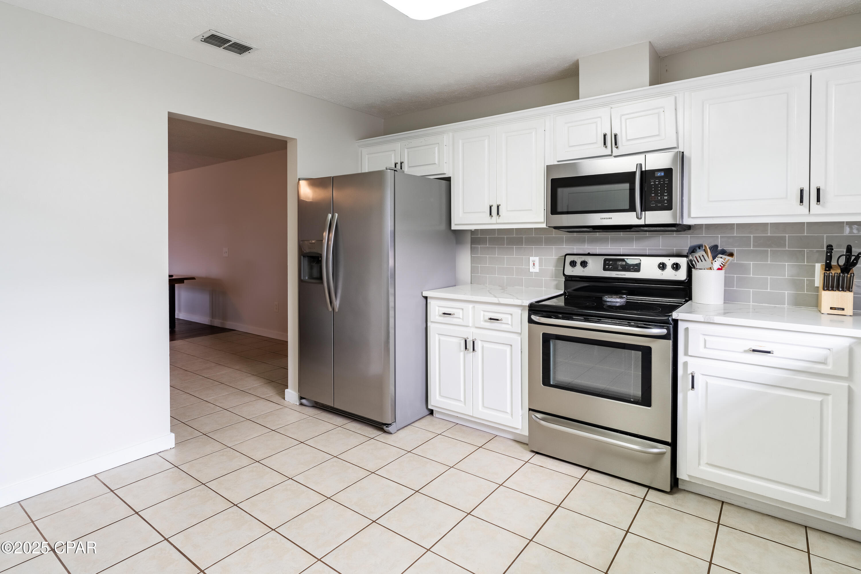 Image 17 For 1103 Mississippi Avenue