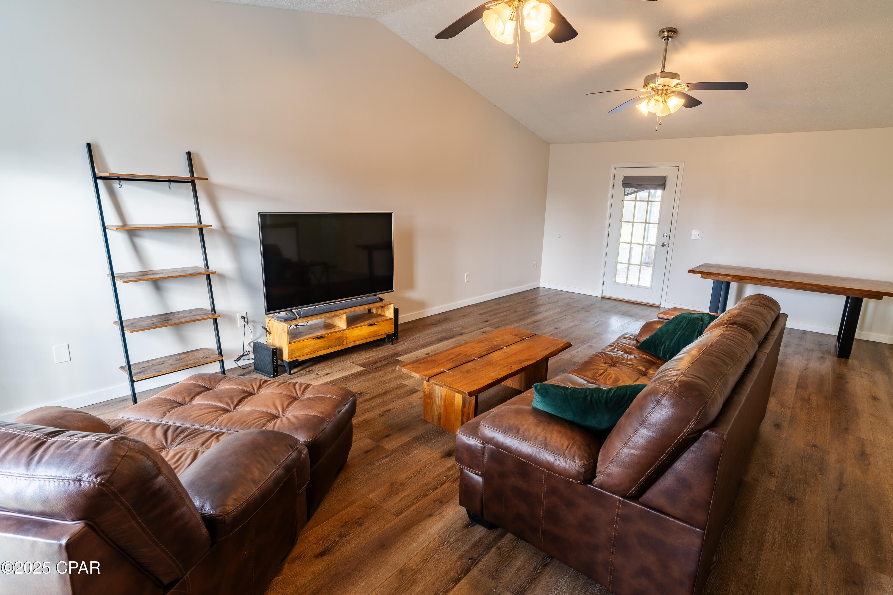 Image 24 For 1103 Mississippi Avenue