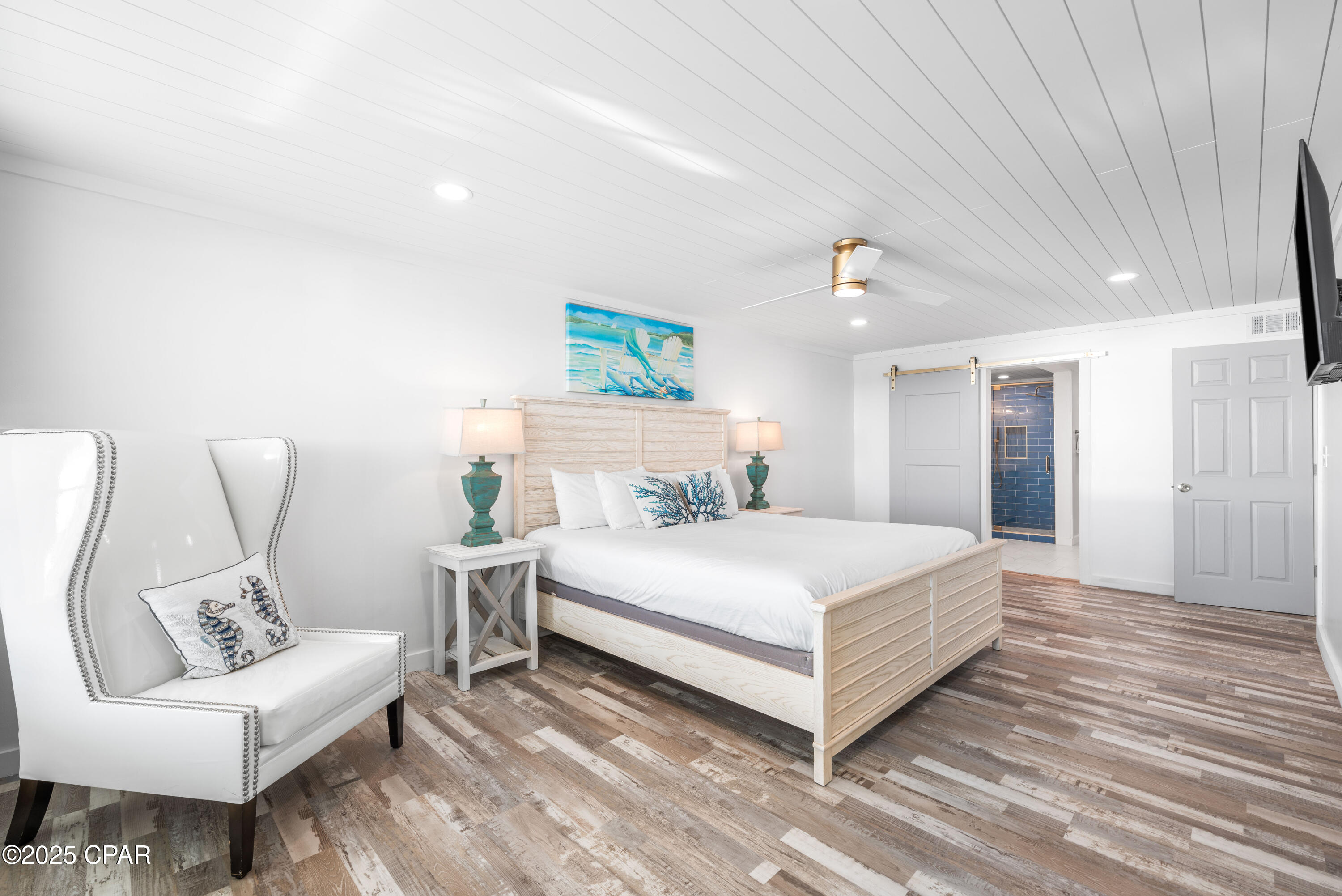 Image 21 For 22519 Front Beach Road 123