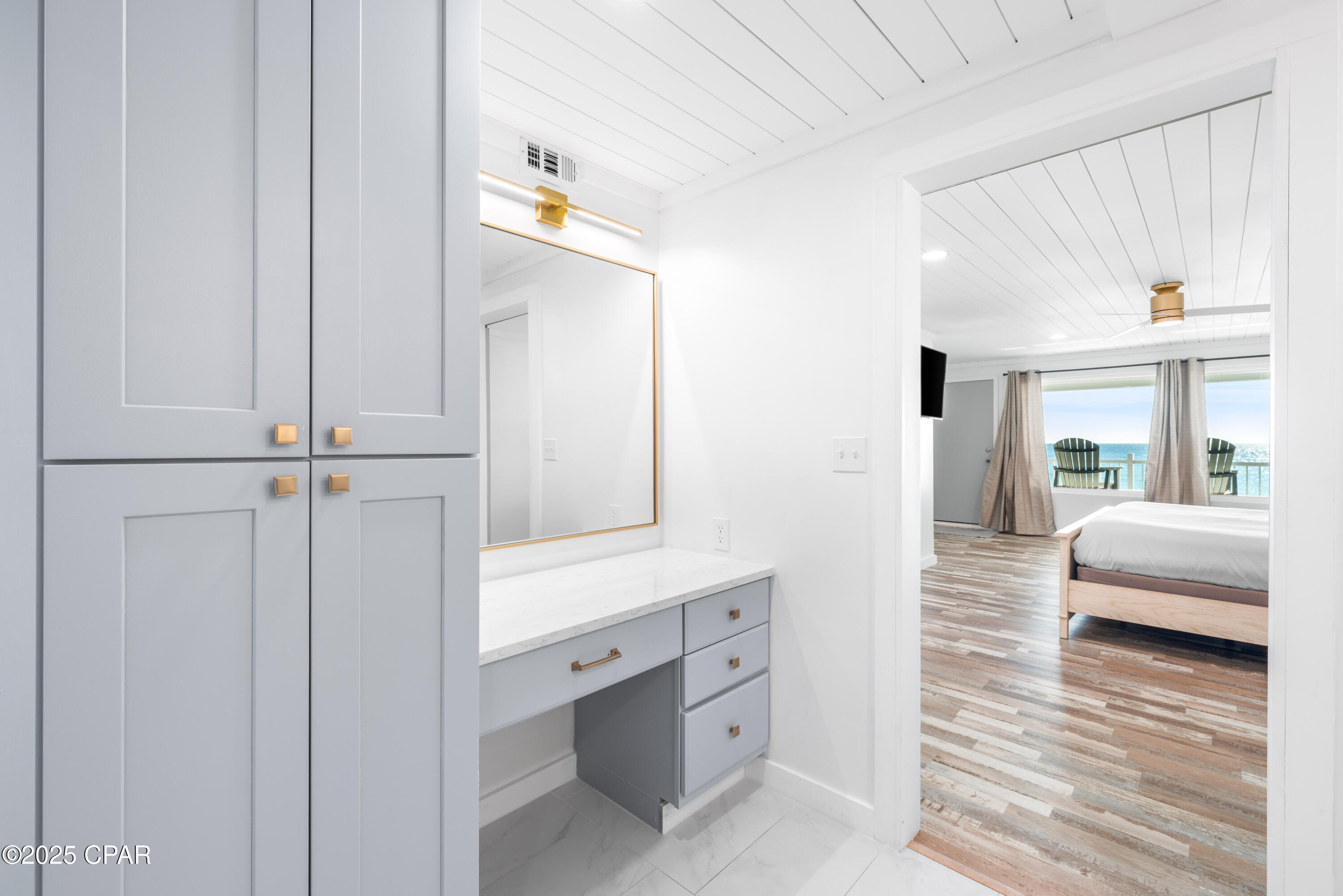 Image 26 For 22519 Front Beach Road 123