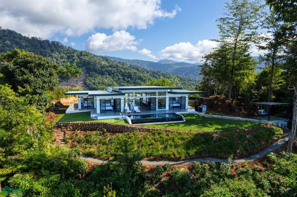 3 bed Single Family Homes For Sale in , Puntarenas - 1