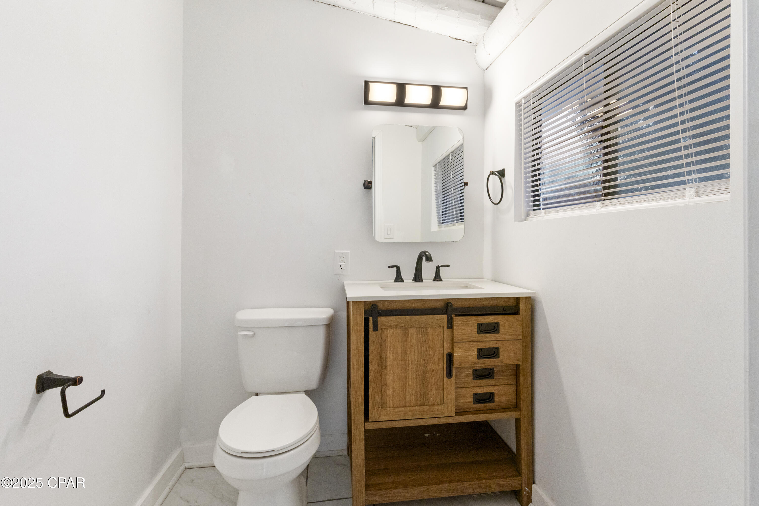 Image 10 For 9027 Crook Hollow Road