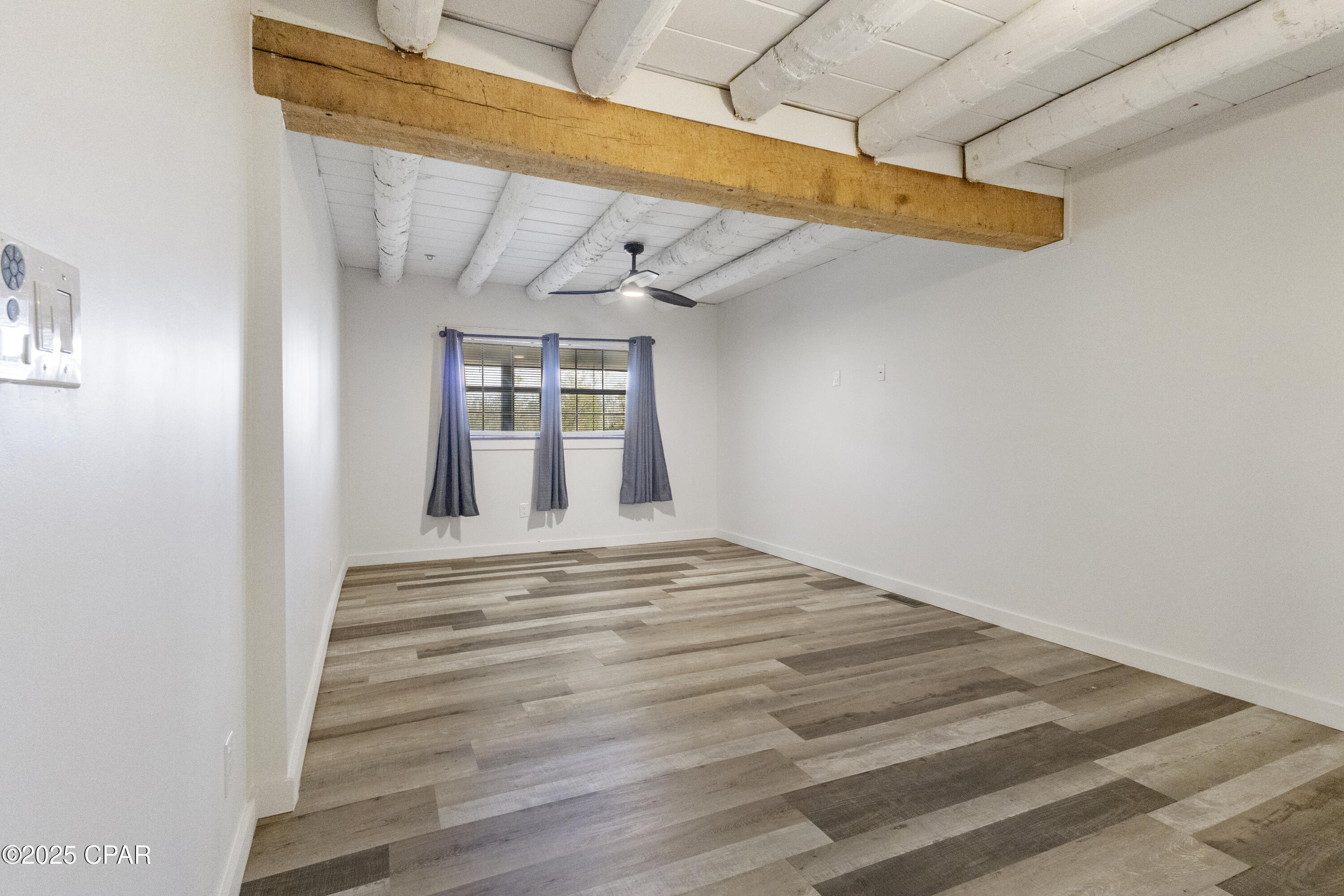 Image 11 For 9027 Crook Hollow Road