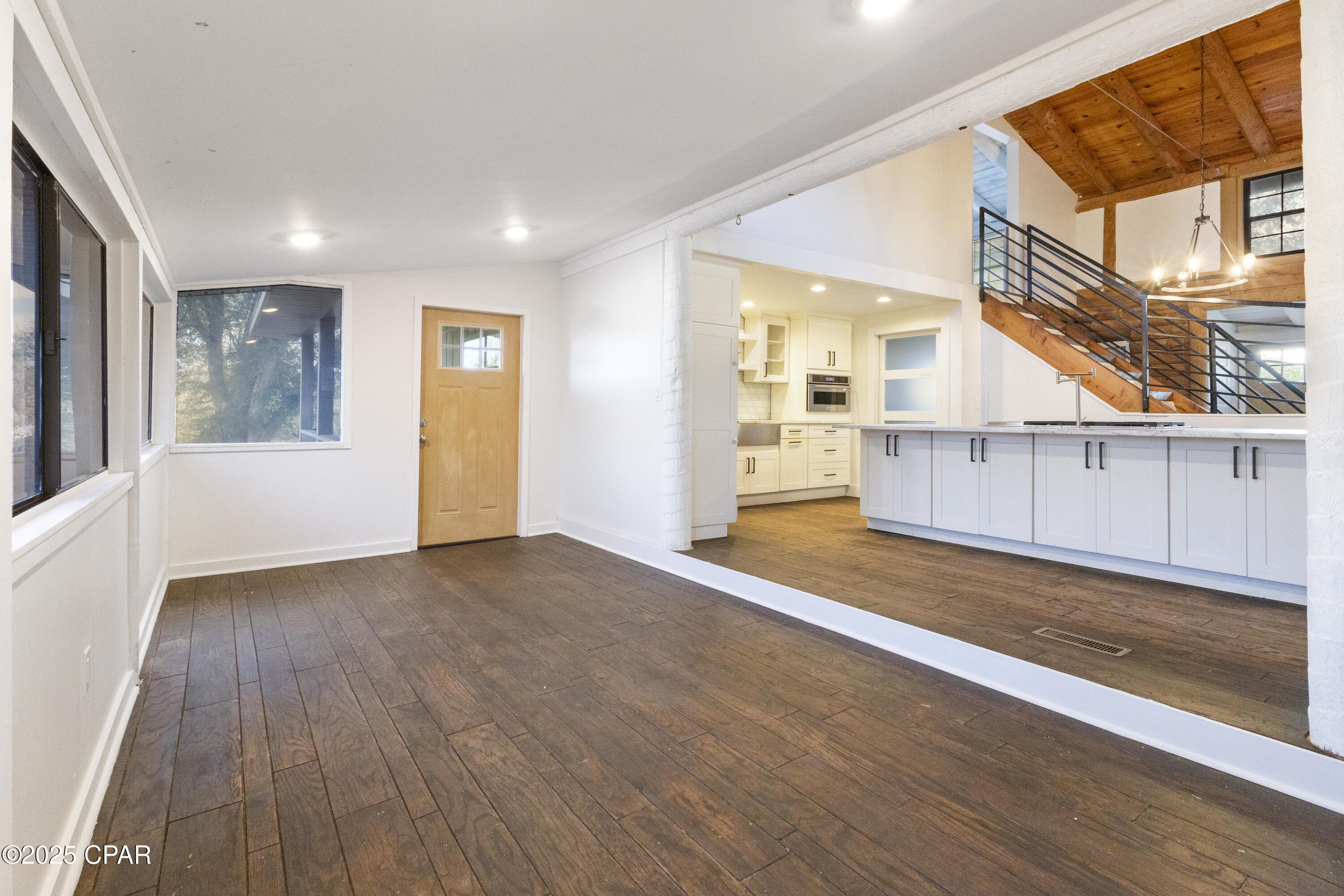 Image 7 For 9027 Crook Hollow Road