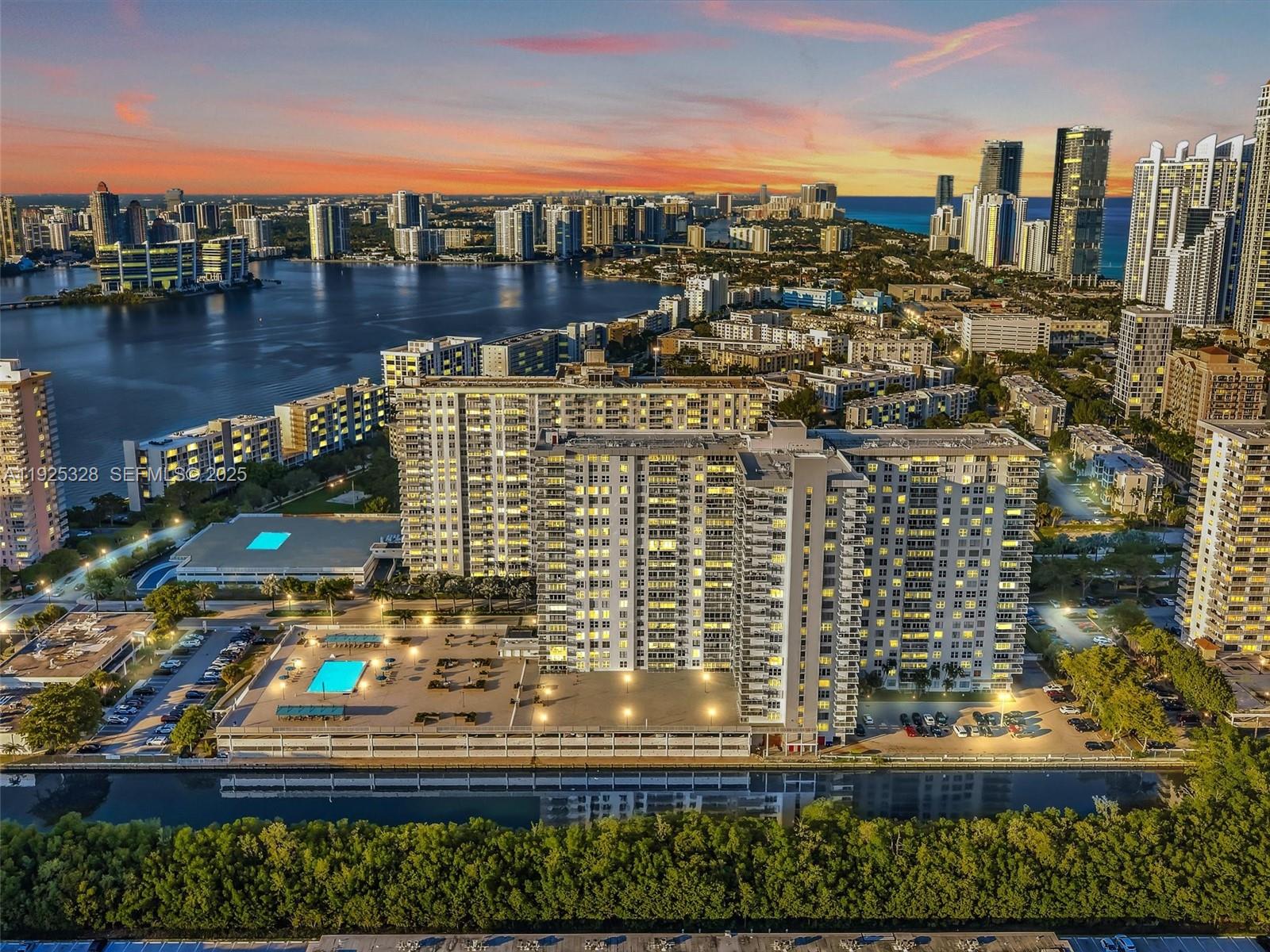 Winston Tower 300 Condo