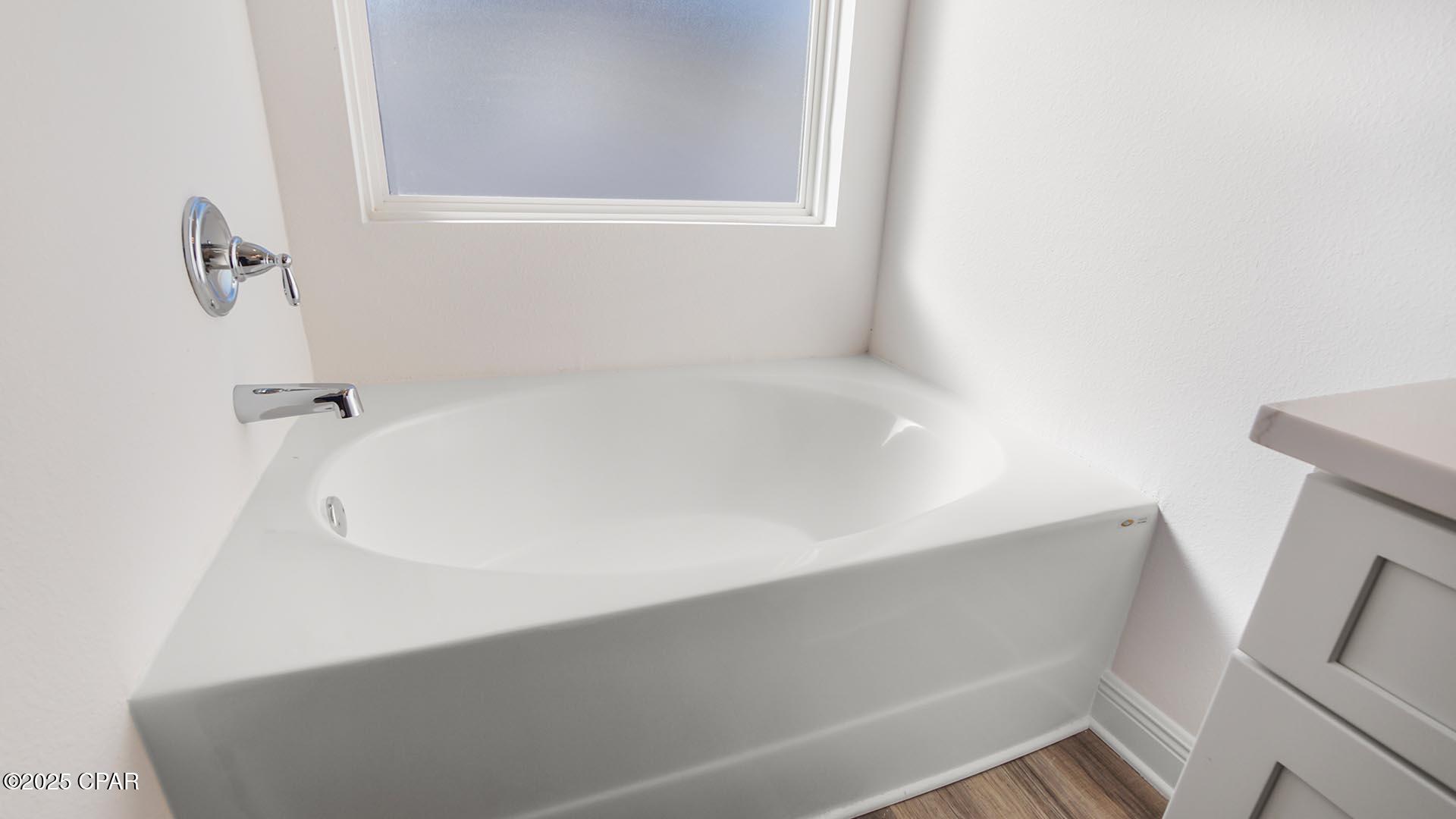 Image 22 For 422 Wolcott Way