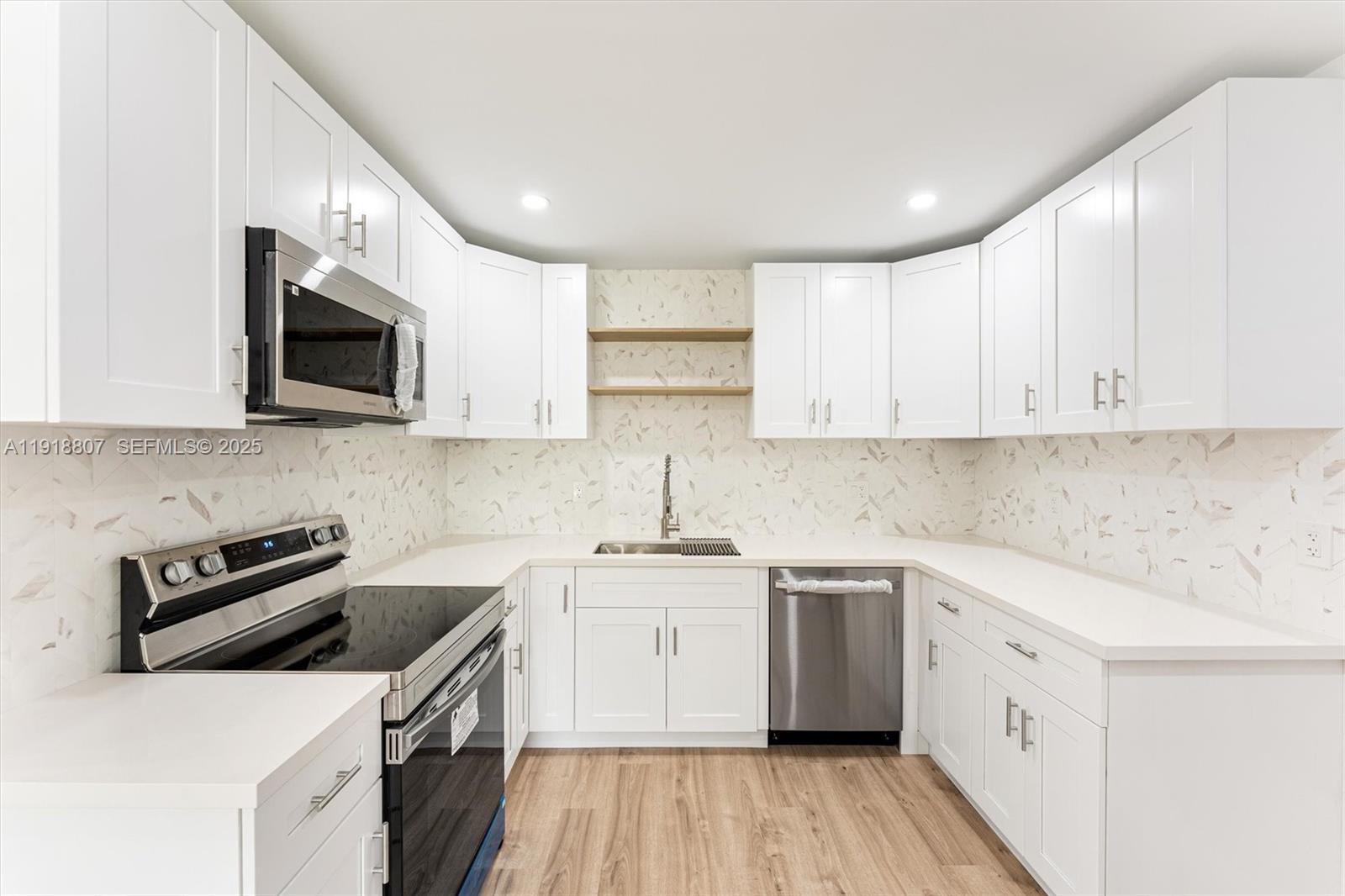 Sunrise Golf Village Sec