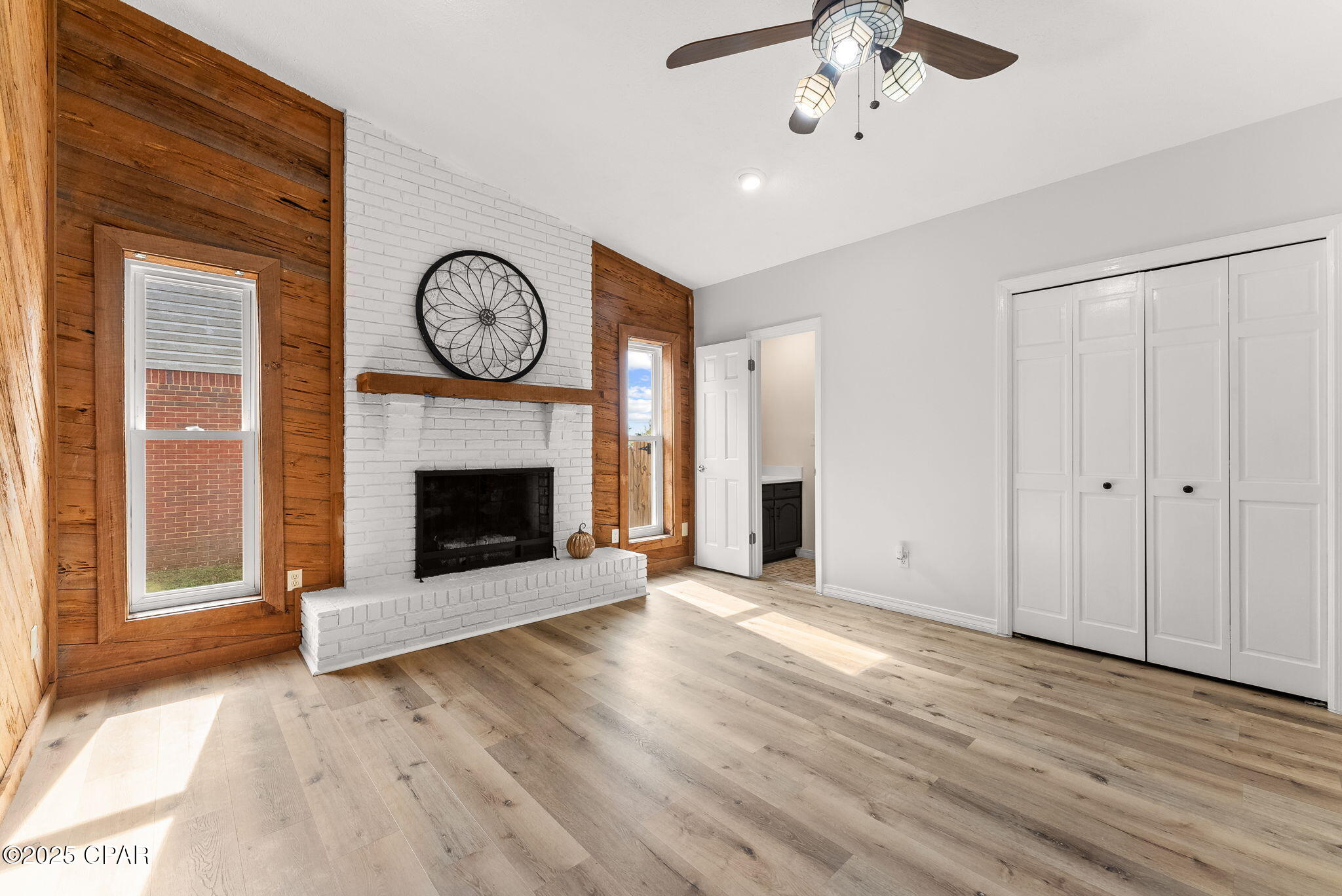 Image 19 For 3198 Wood Valley Road