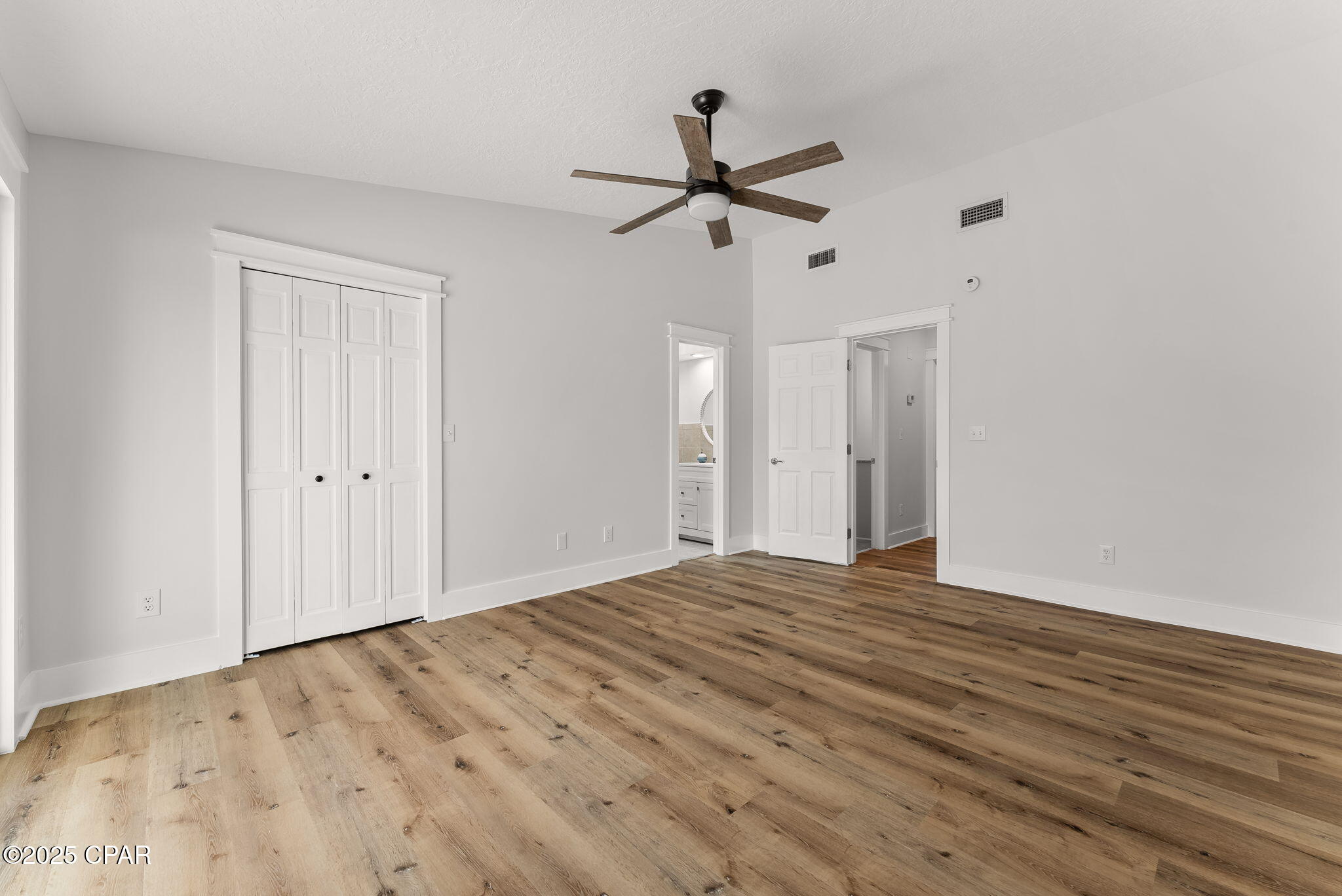 Image 23 For 3198 Wood Valley Road