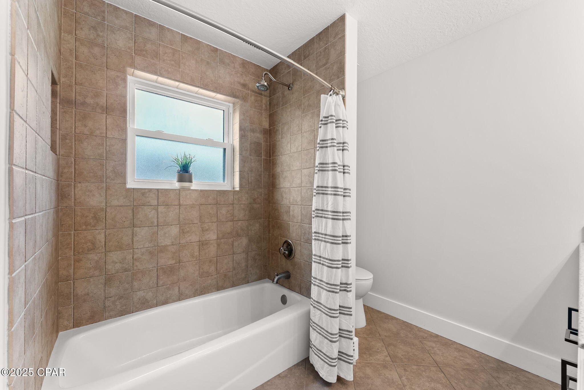 Image 29 For 3198 Wood Valley Road