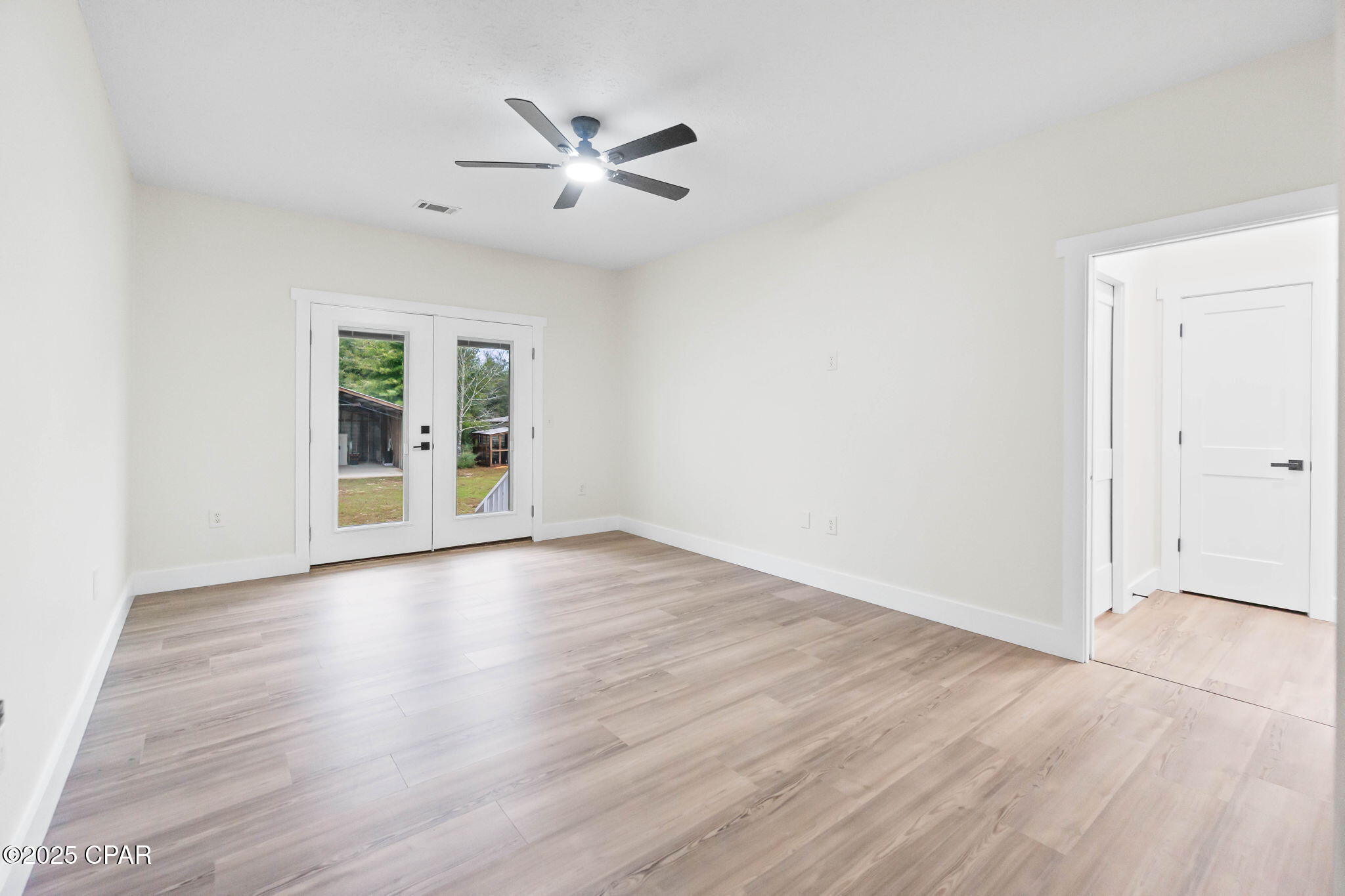 Image 13 For 2415 Finch Circle