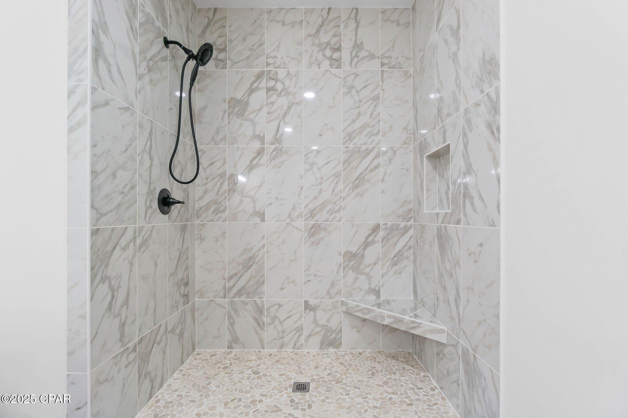 Image 15 For 2415 Finch Circle