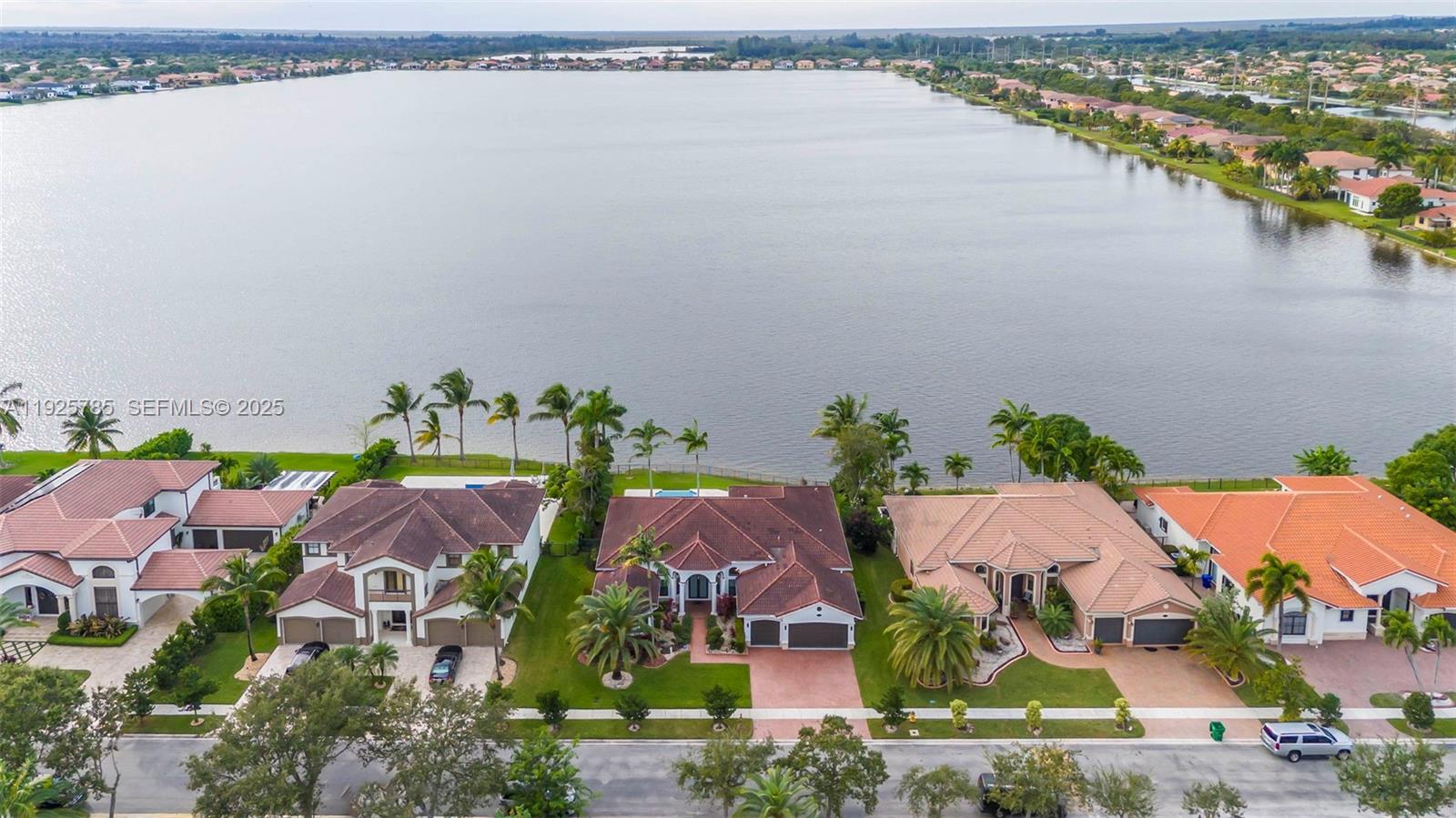 Harbour Lakes Estates
