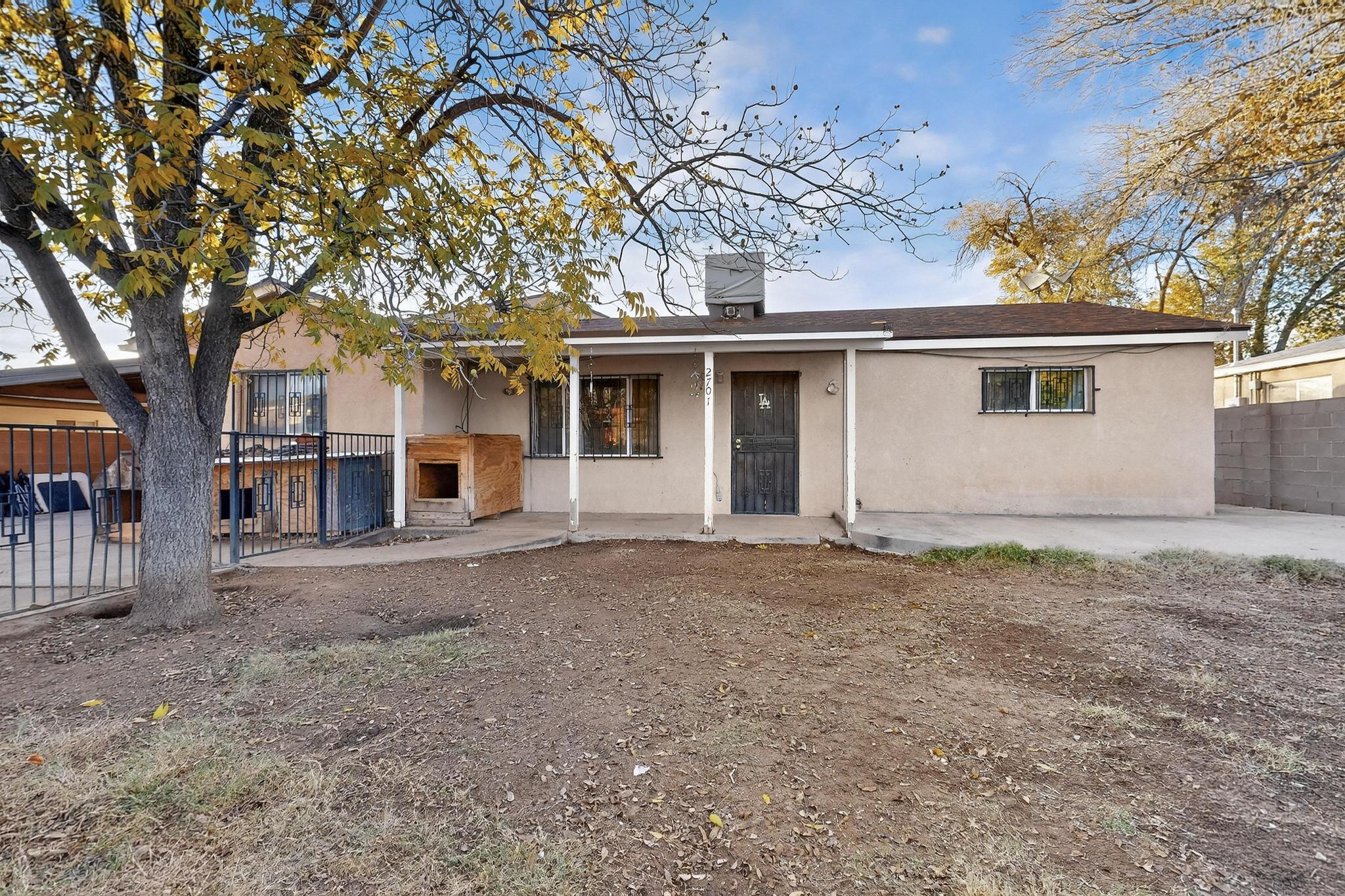 2701 Garcia Street, Albuquerque NM 87112