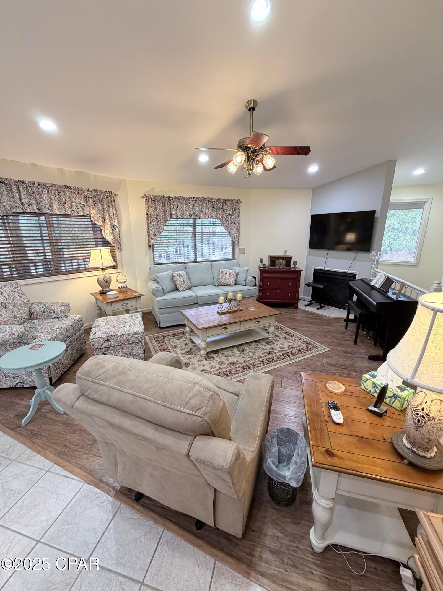 Image 2 For 3048 Joyce Drive