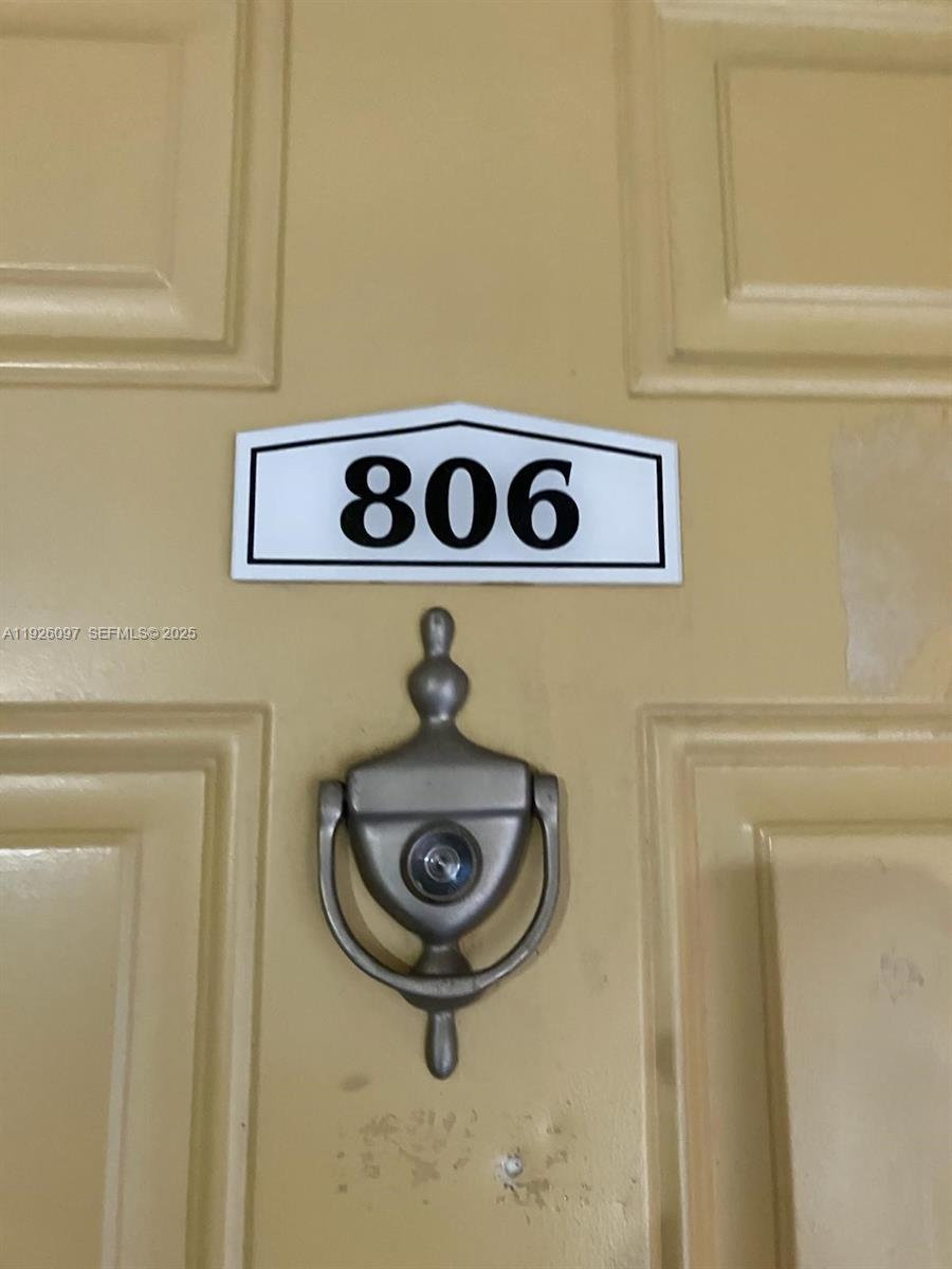 Royal Poinciana Condo