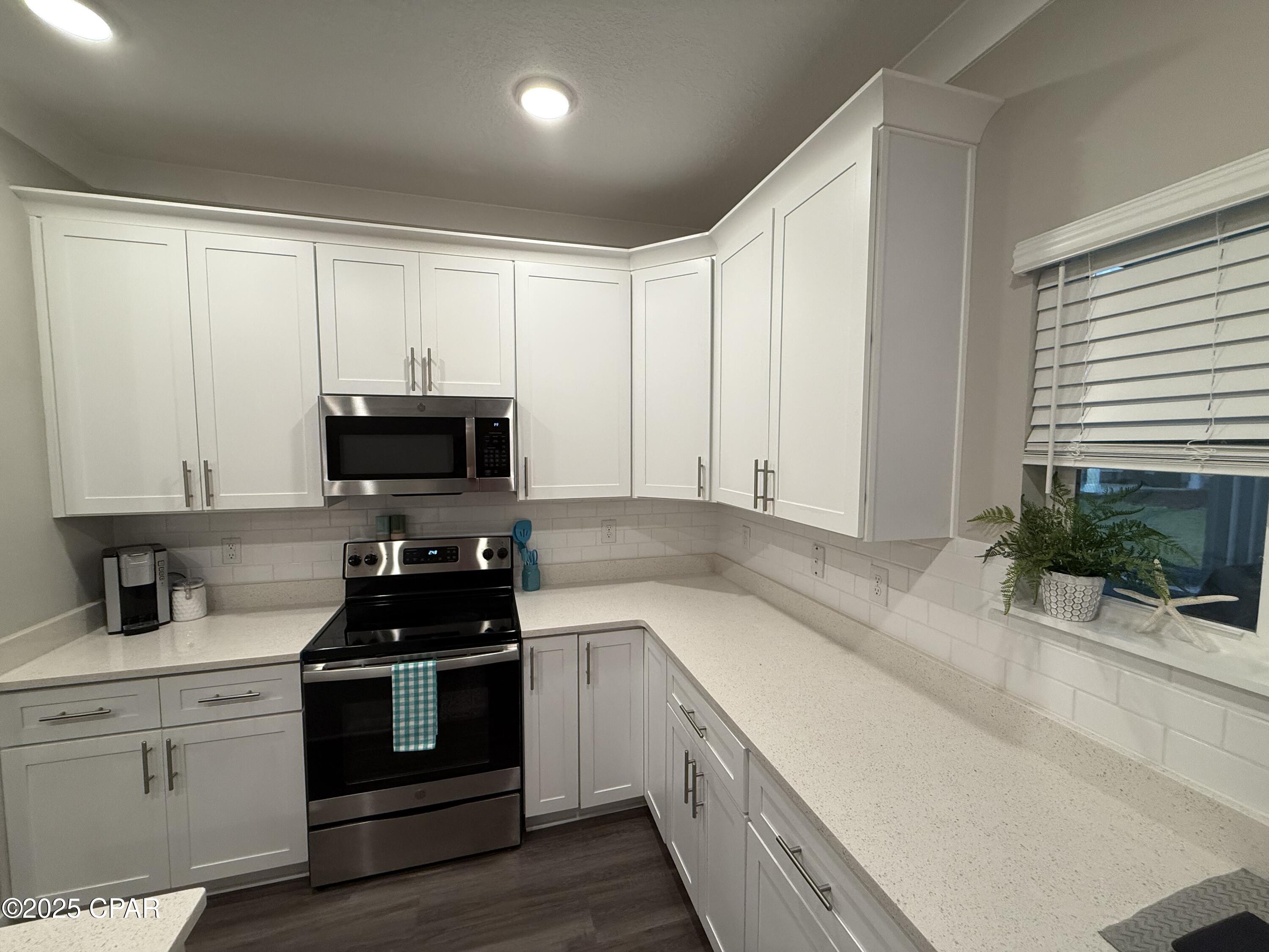 Image 15 For 406 Date Palm Lane