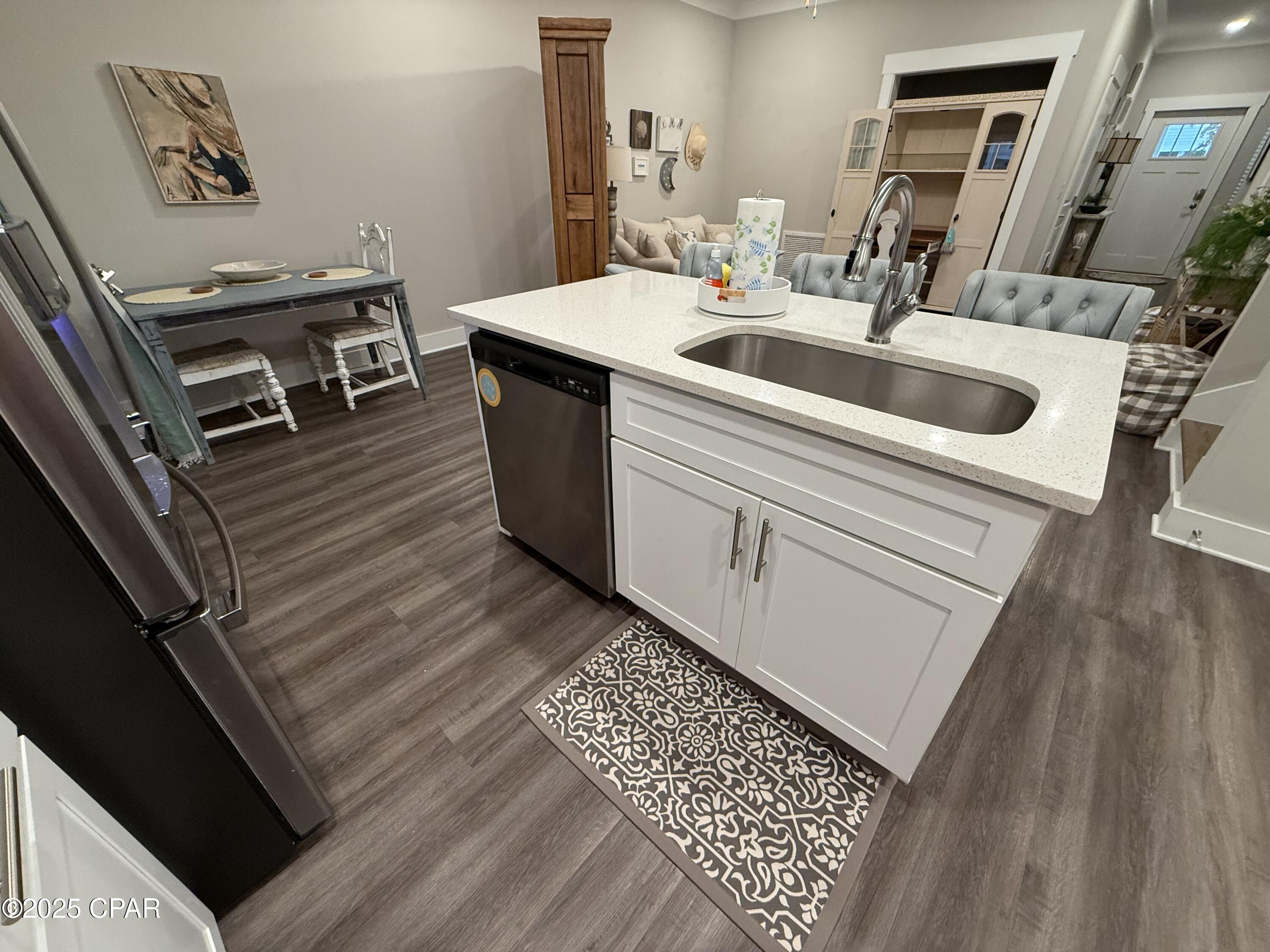 Image 24 For 406 Date Palm Lane