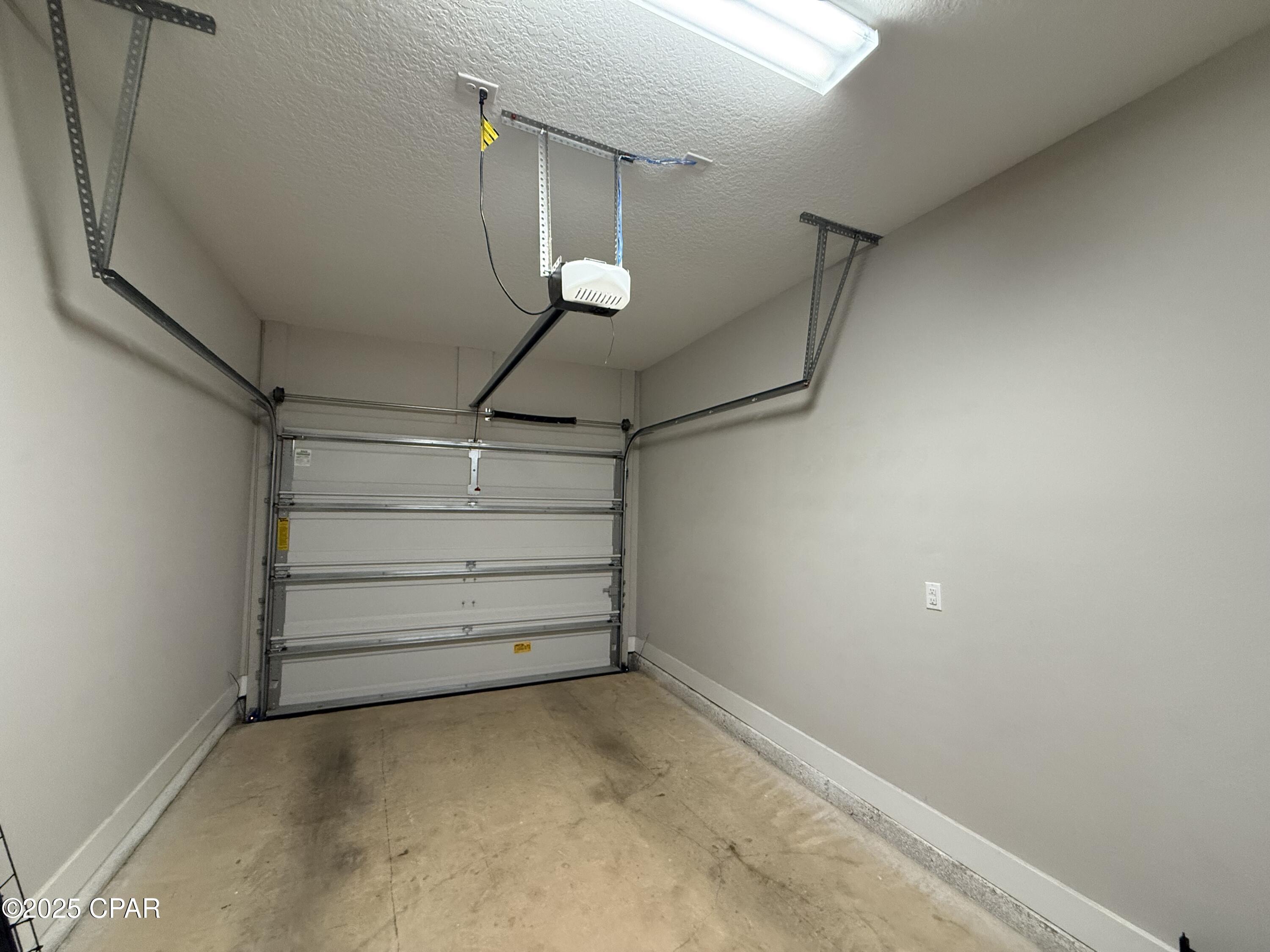 Image 7 For 406 Date Palm Lane