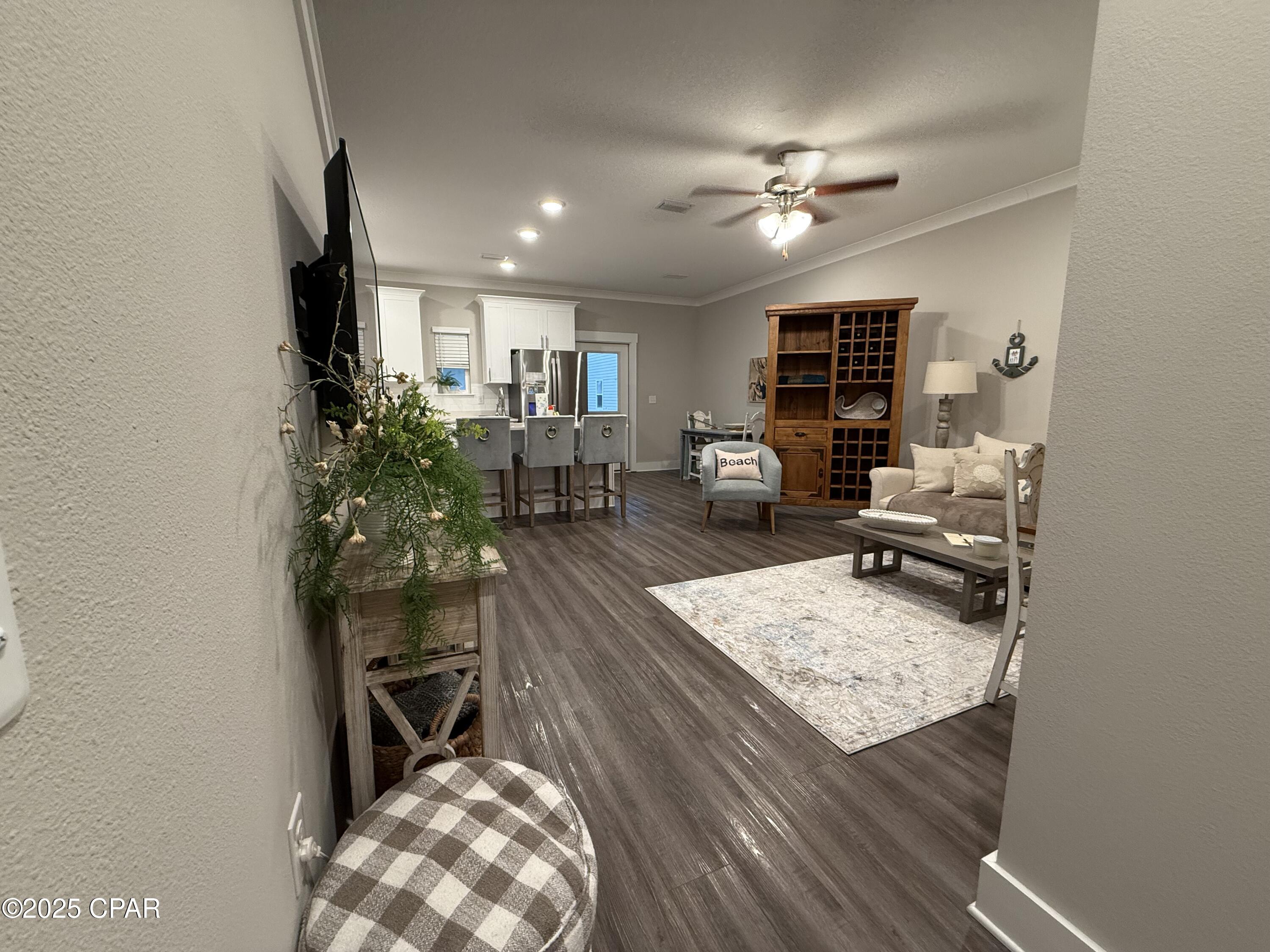 Image 8 For 406 Date Palm Lane
