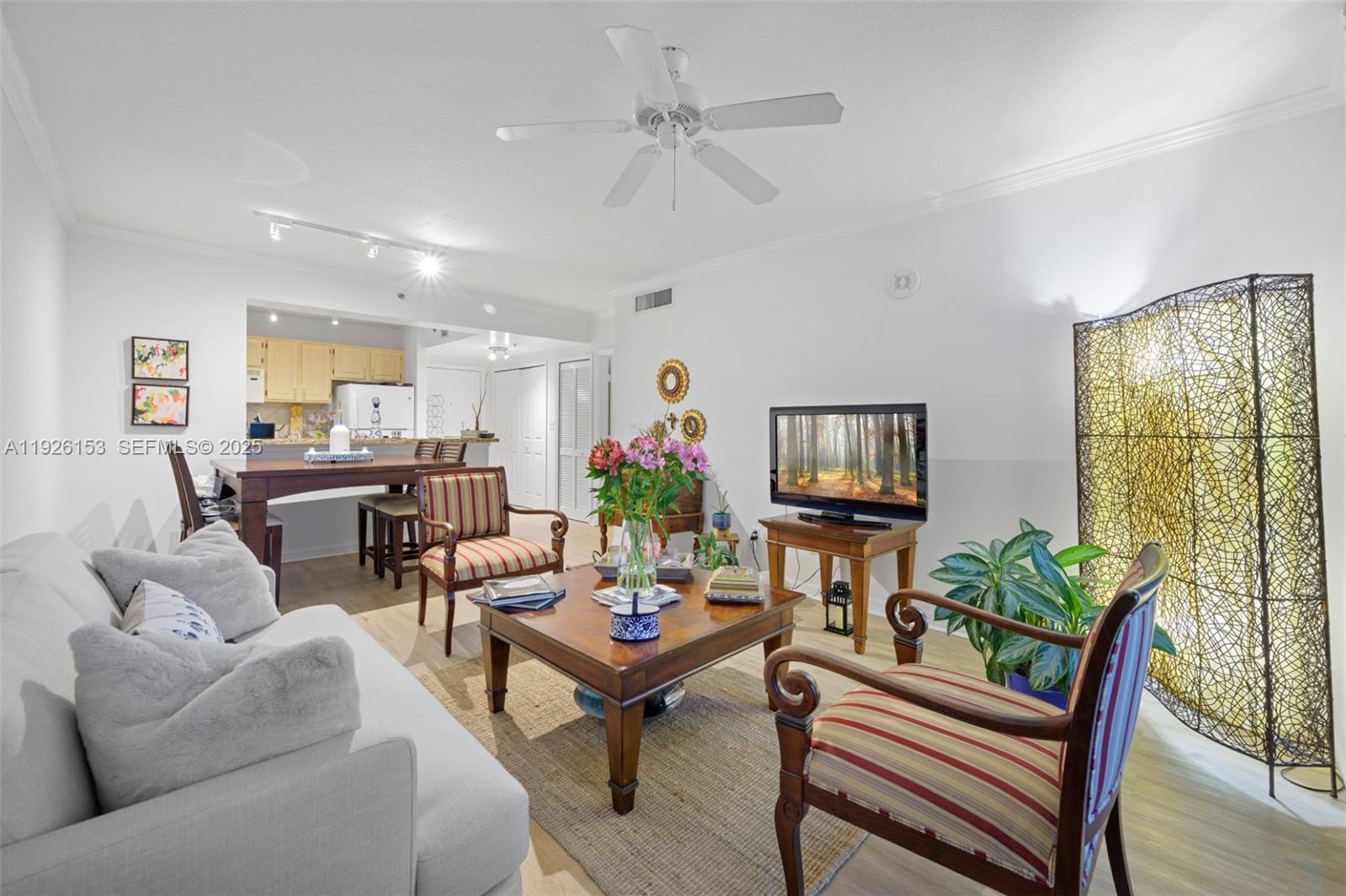 Da Vinci On Douglas Condo