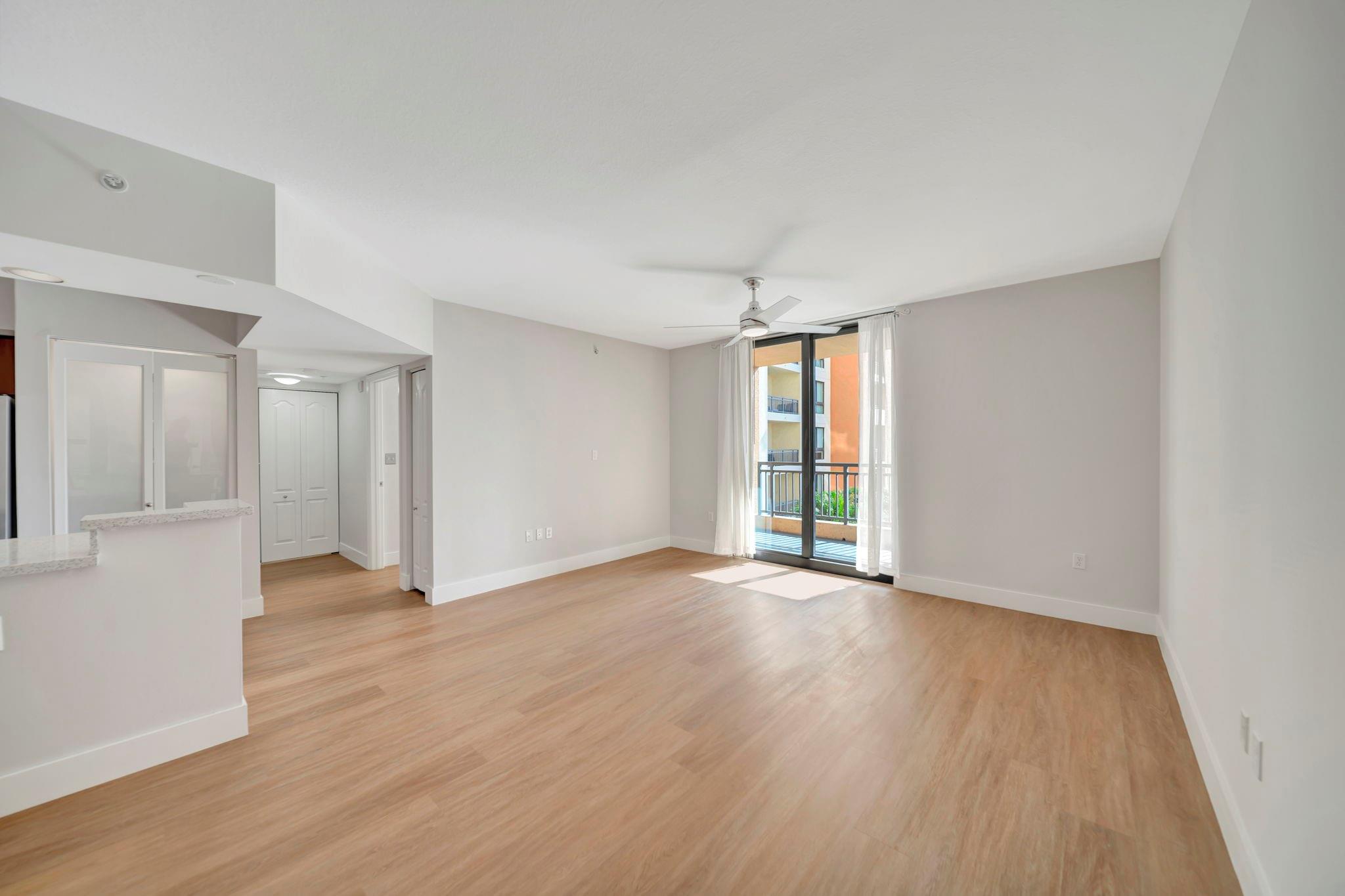 110 N Federal Highway 707