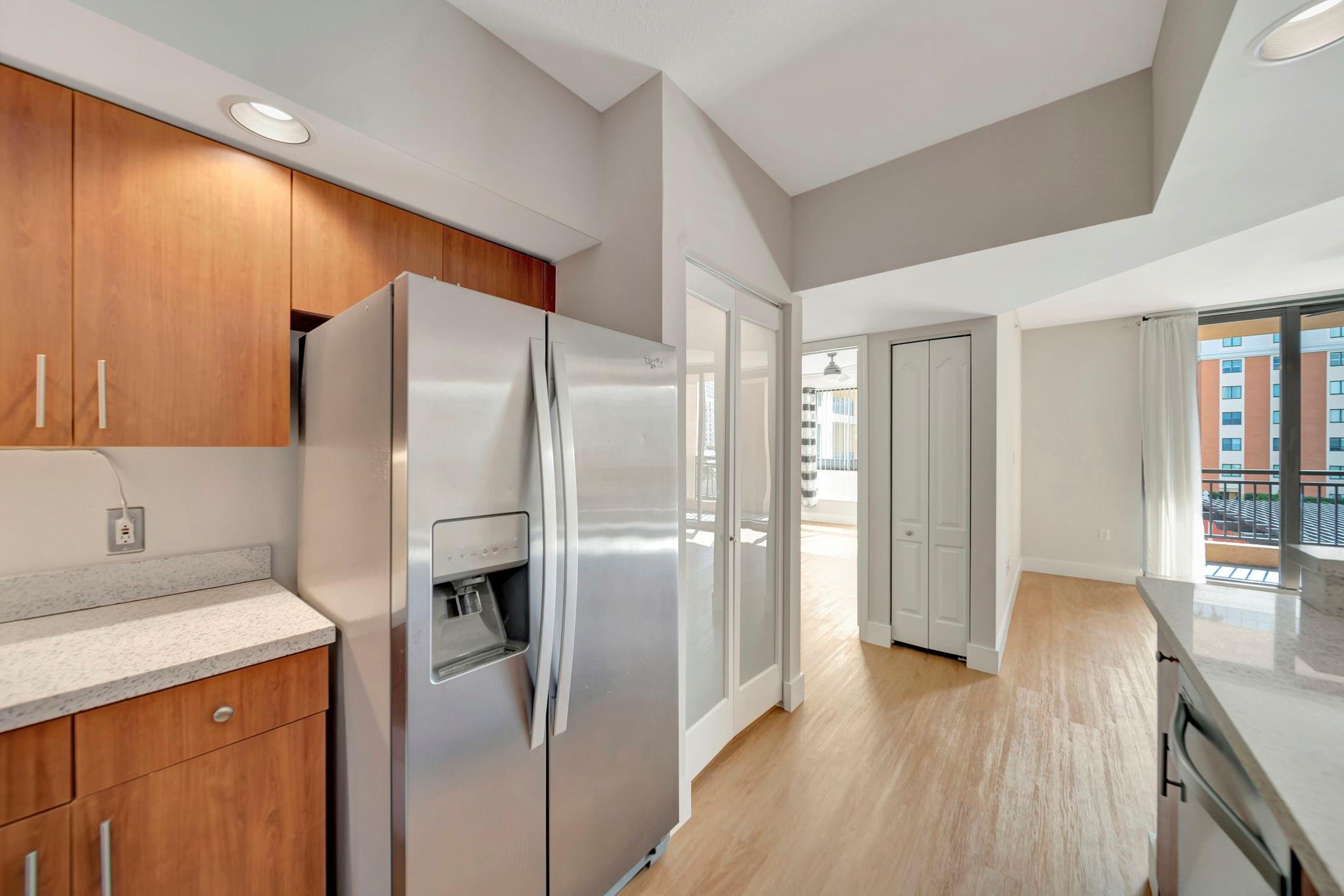 110 N Federal Highway 707