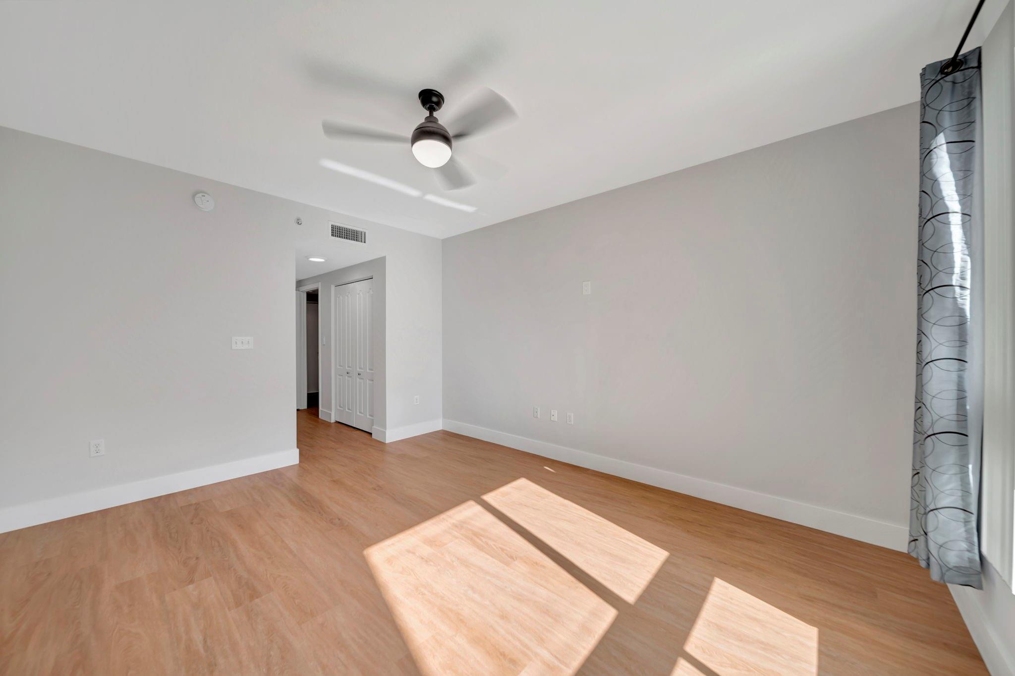 110 N Federal Highway 707