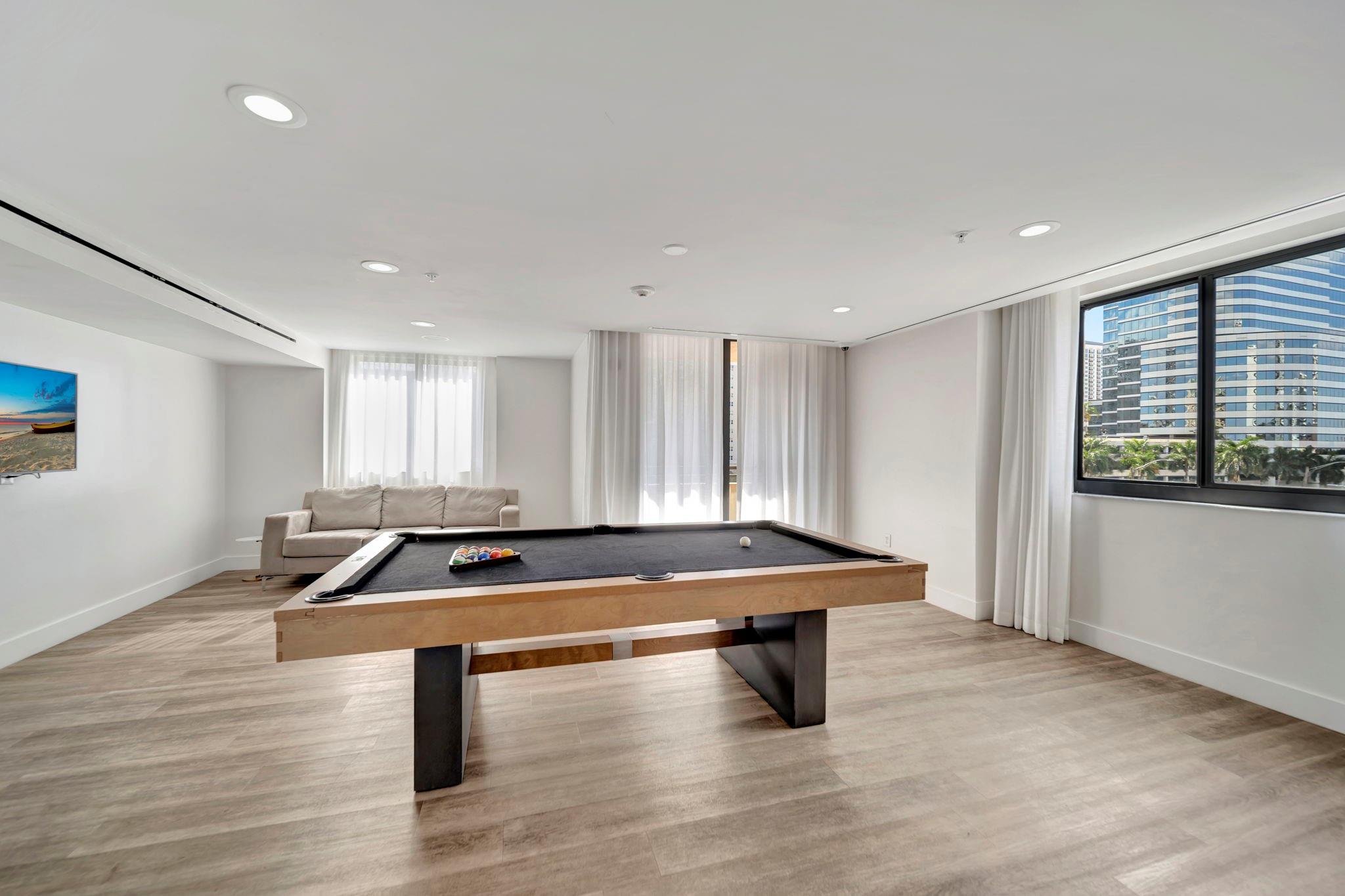 110 N Federal Highway 707