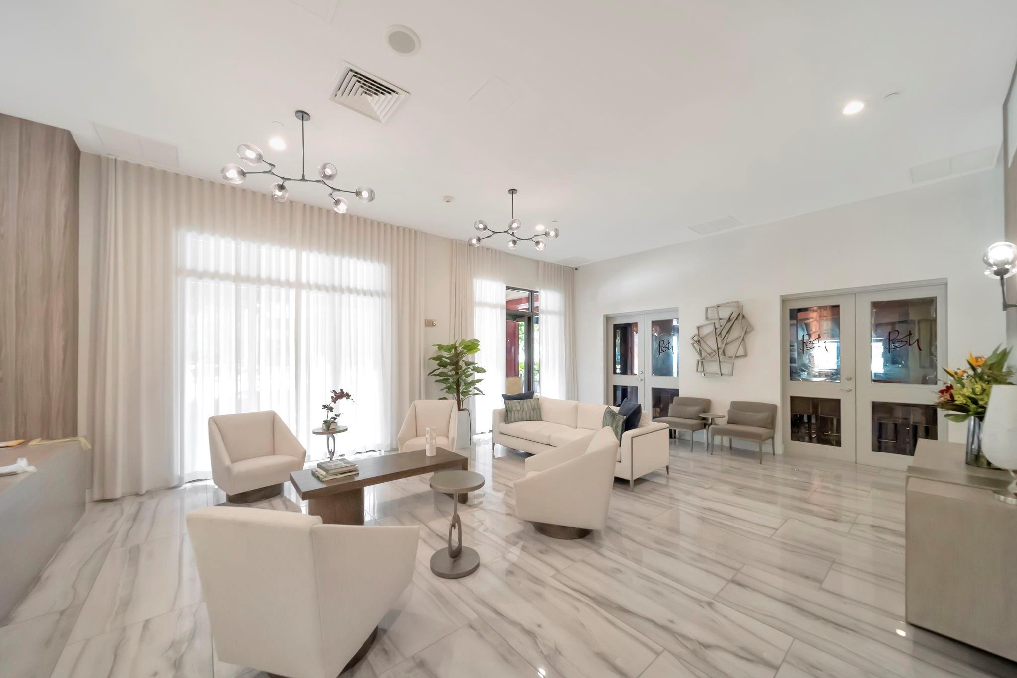 110 N Federal Highway 707