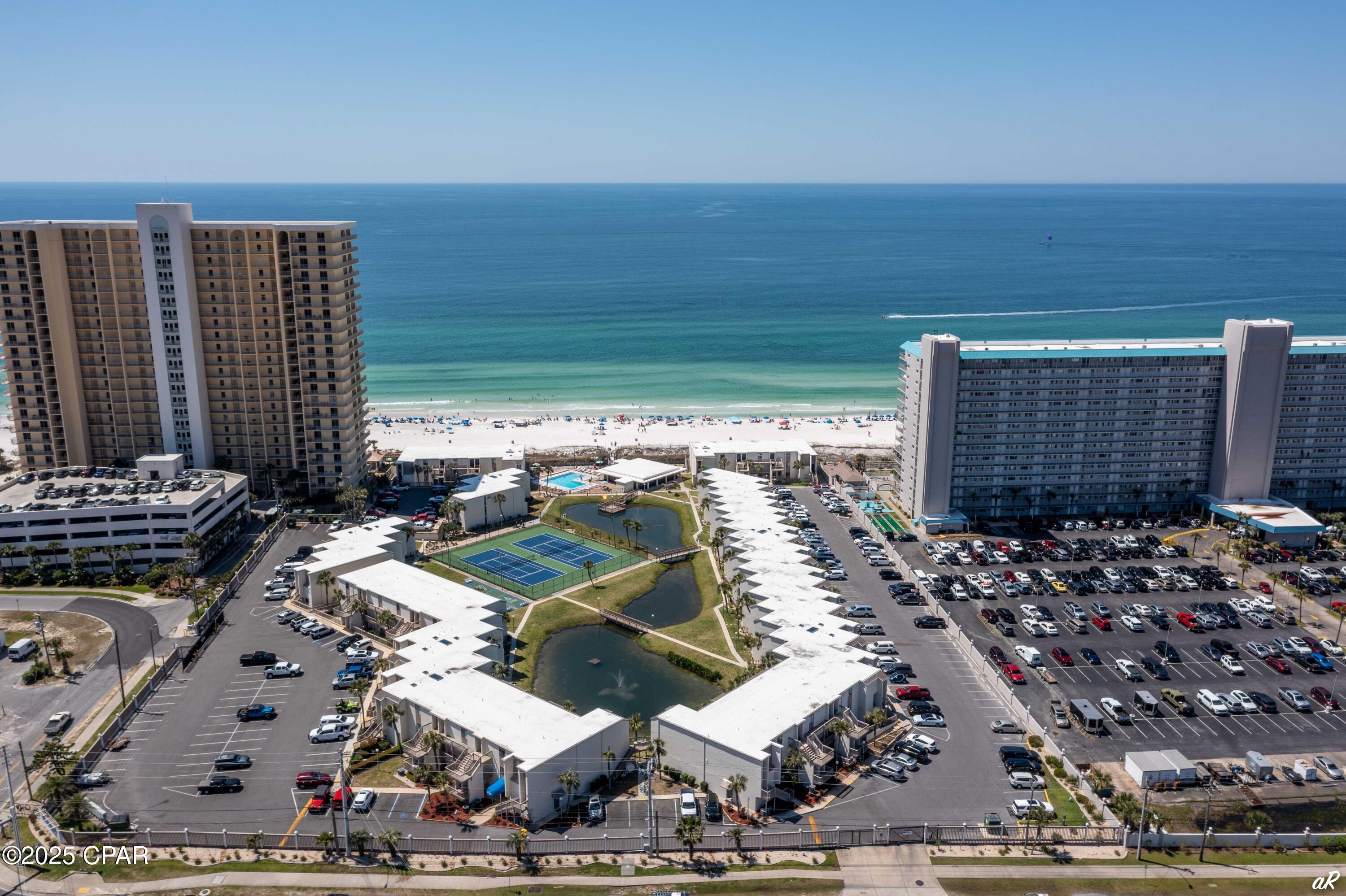 Image 32 For 8727 Thomas Drive C17