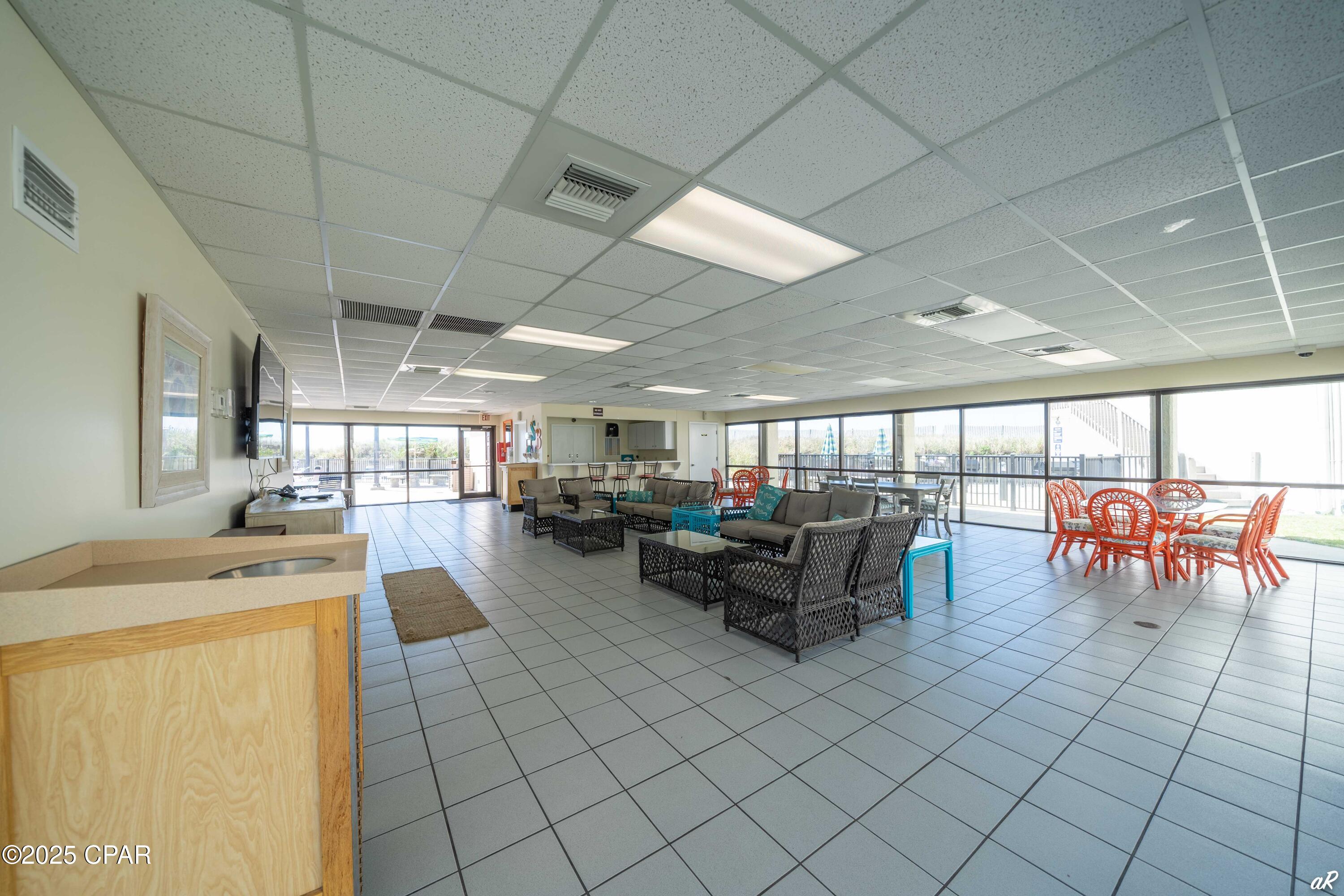 Image 39 For 8727 Thomas Drive C17