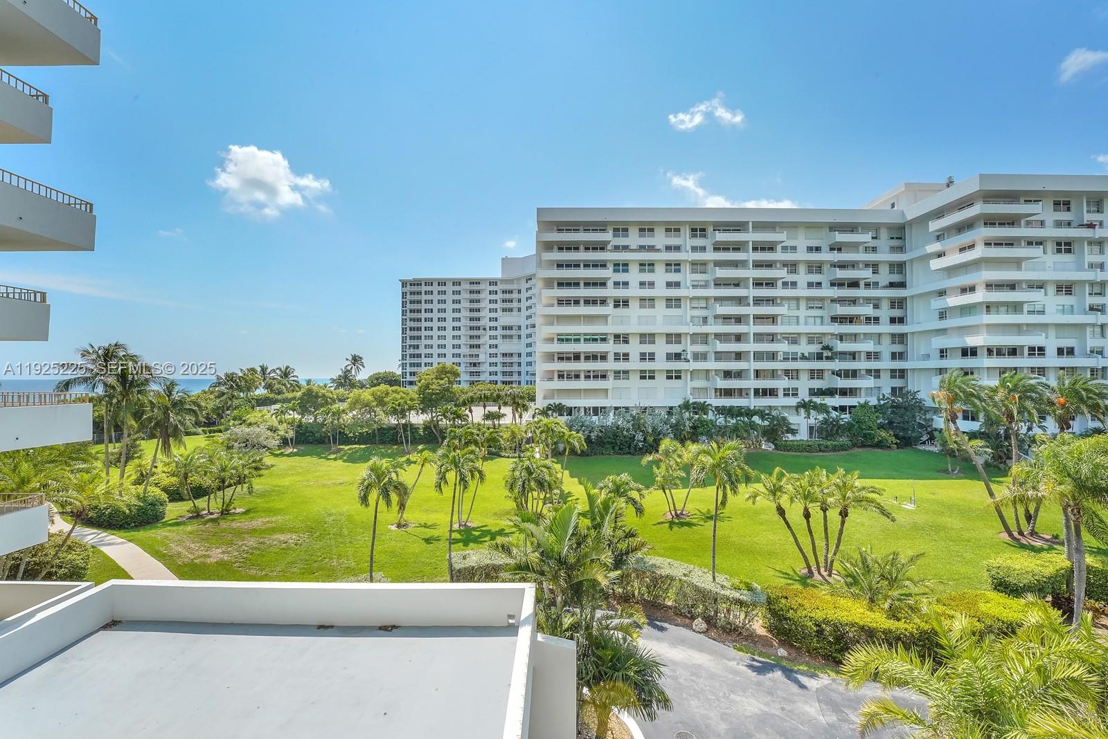 Key Biscayne Commodore CL