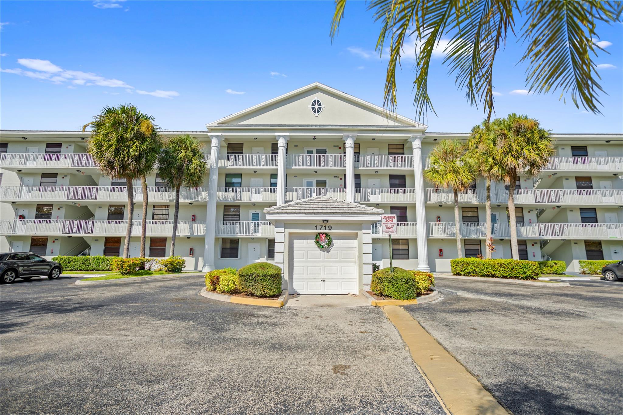 Condo 19 Of Whitehall Con