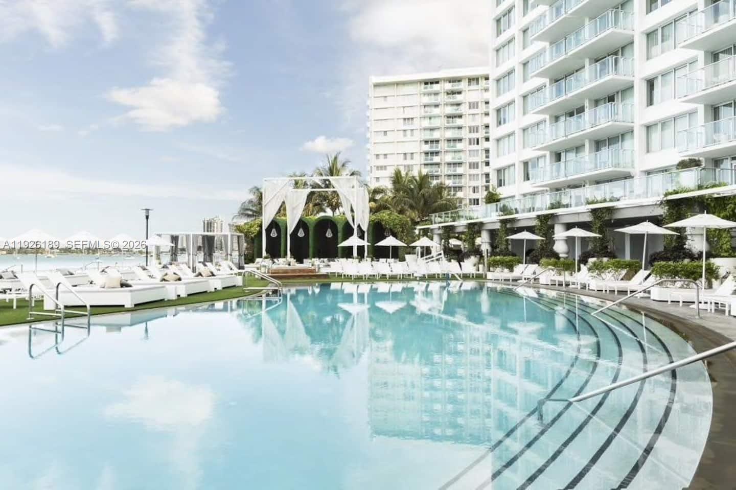 1100 West Condo