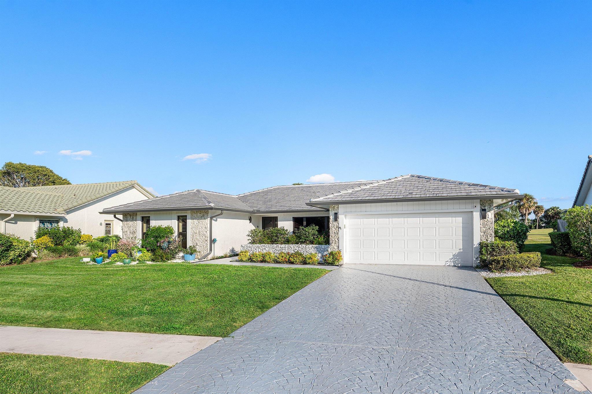 Homes for sale in Boca Raton, FL | 10174 Crosswind Road, Boca Raton, FL 33498 | MLS# R11145742